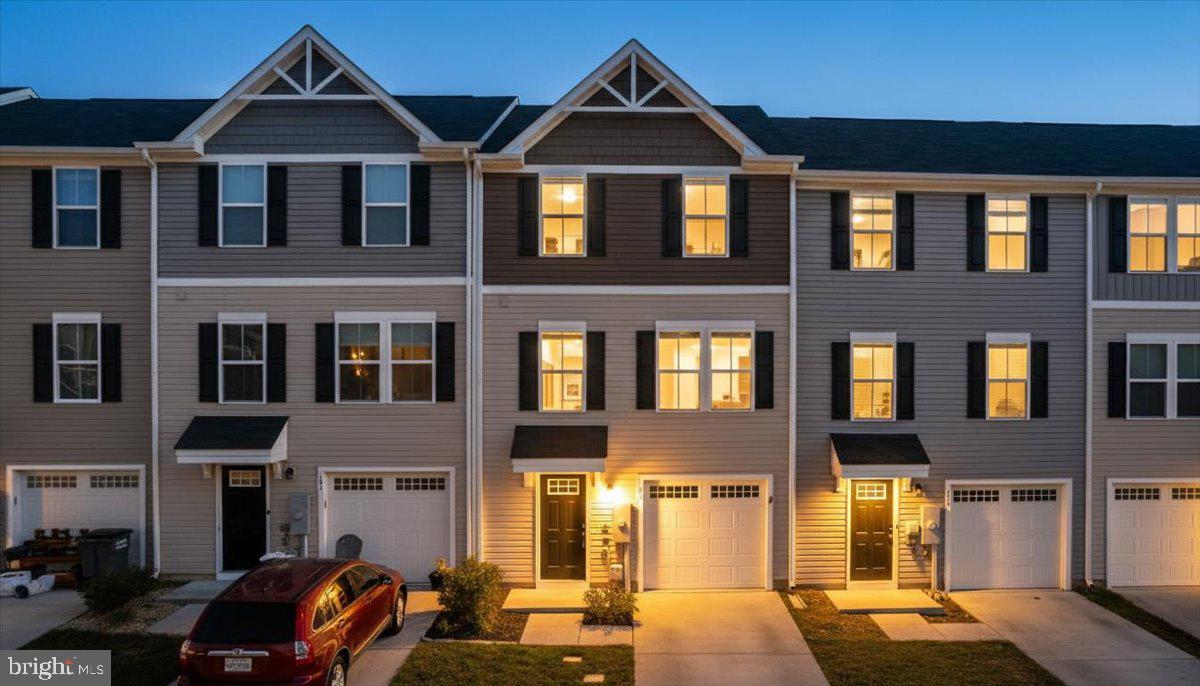 REGENTS CREST - Residential Lease