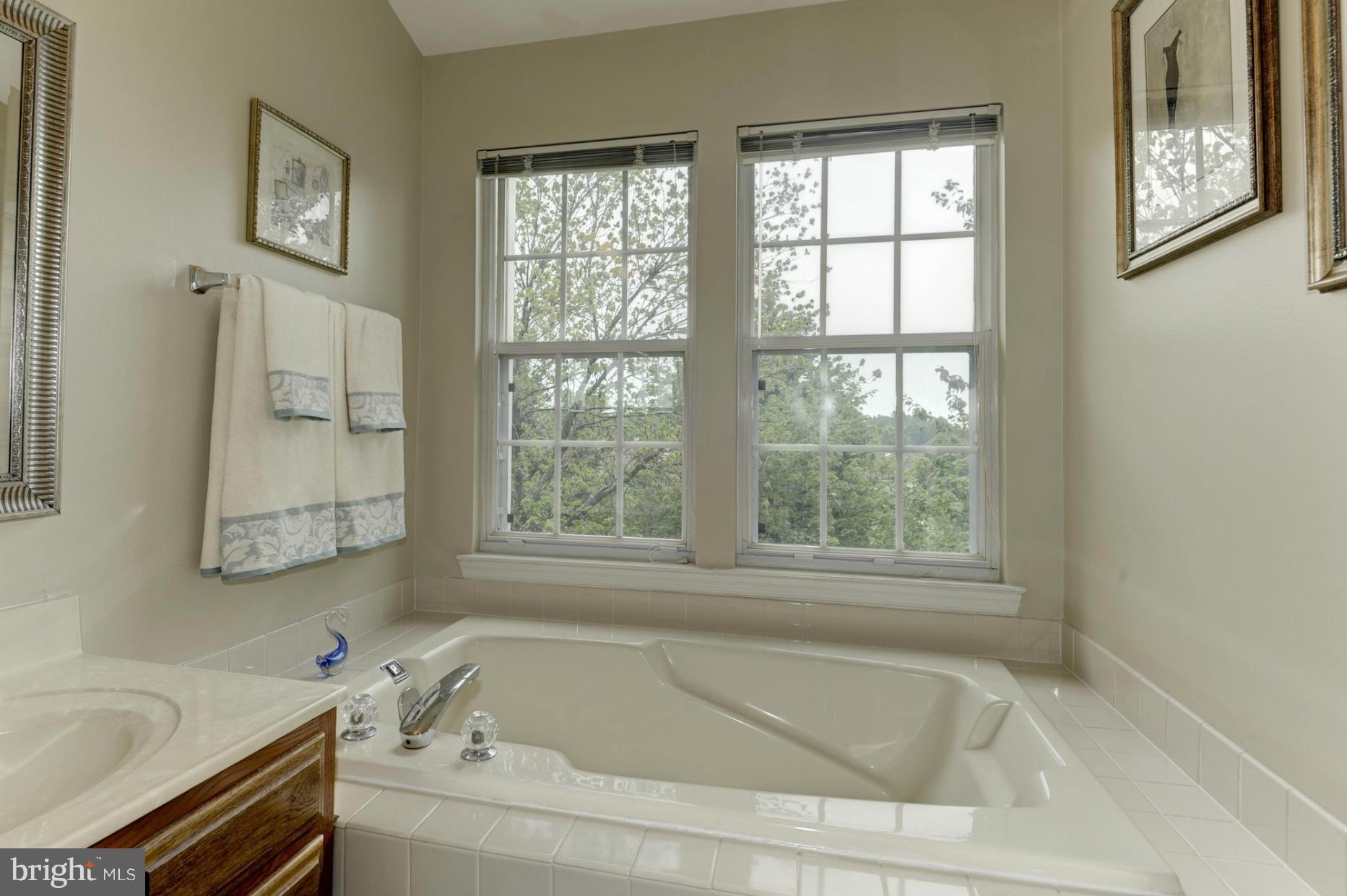 WINDING RIDGE - Residential