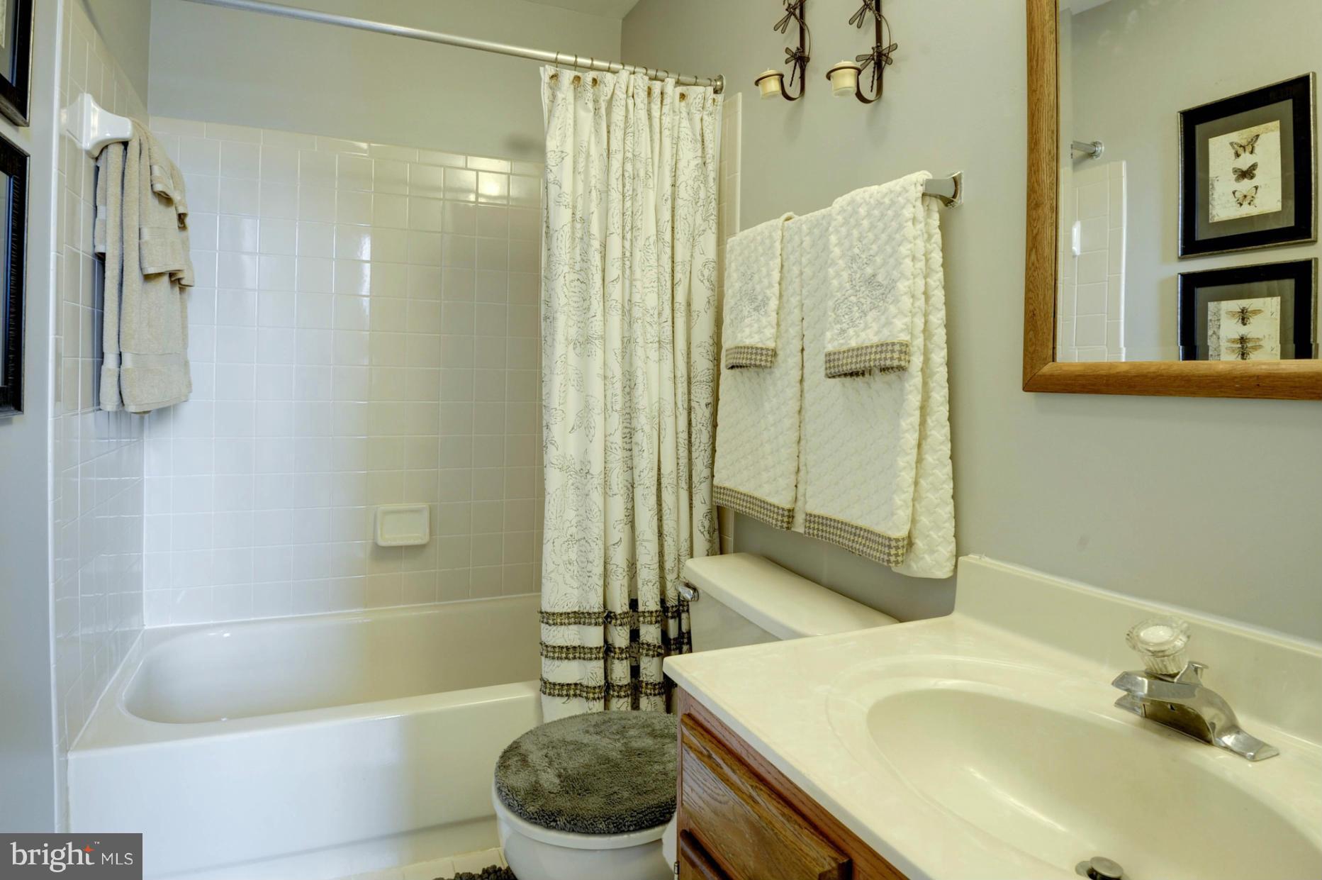 WINDING RIDGE - Residential