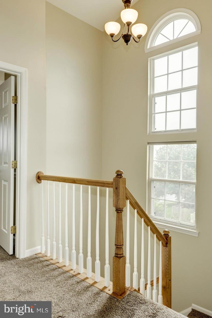 WINDING RIDGE - Residential