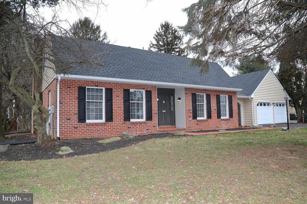 Photo of 8 Blaine Avenue, Leola, PA 17540 (MLS # PALA2042676)