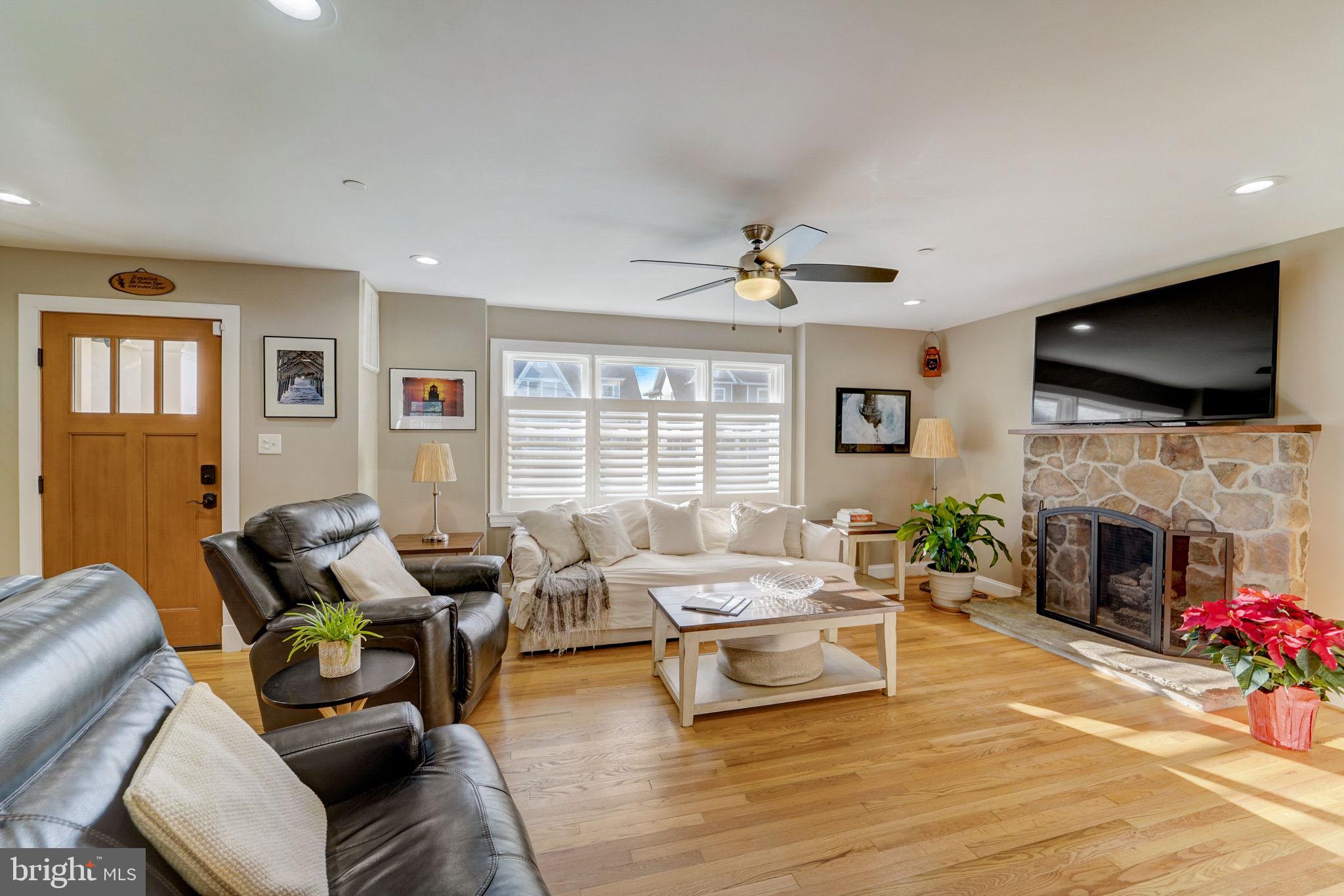 EASTPORT - Residential