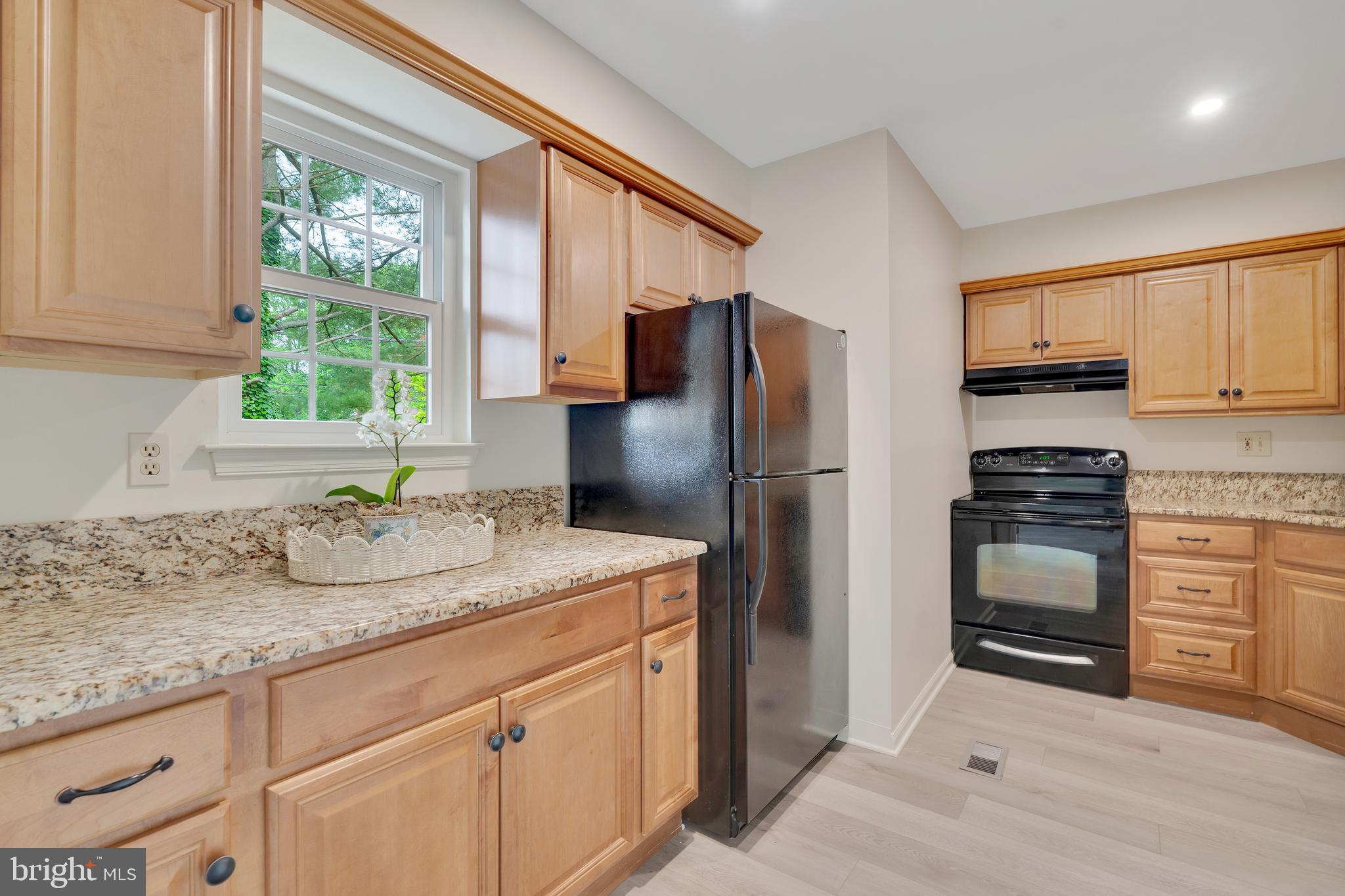 EAGLE CROSSING - Residential