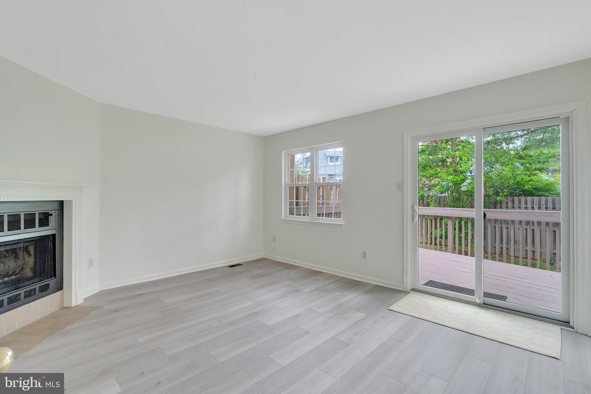 EAGLE CROSSING - Residential