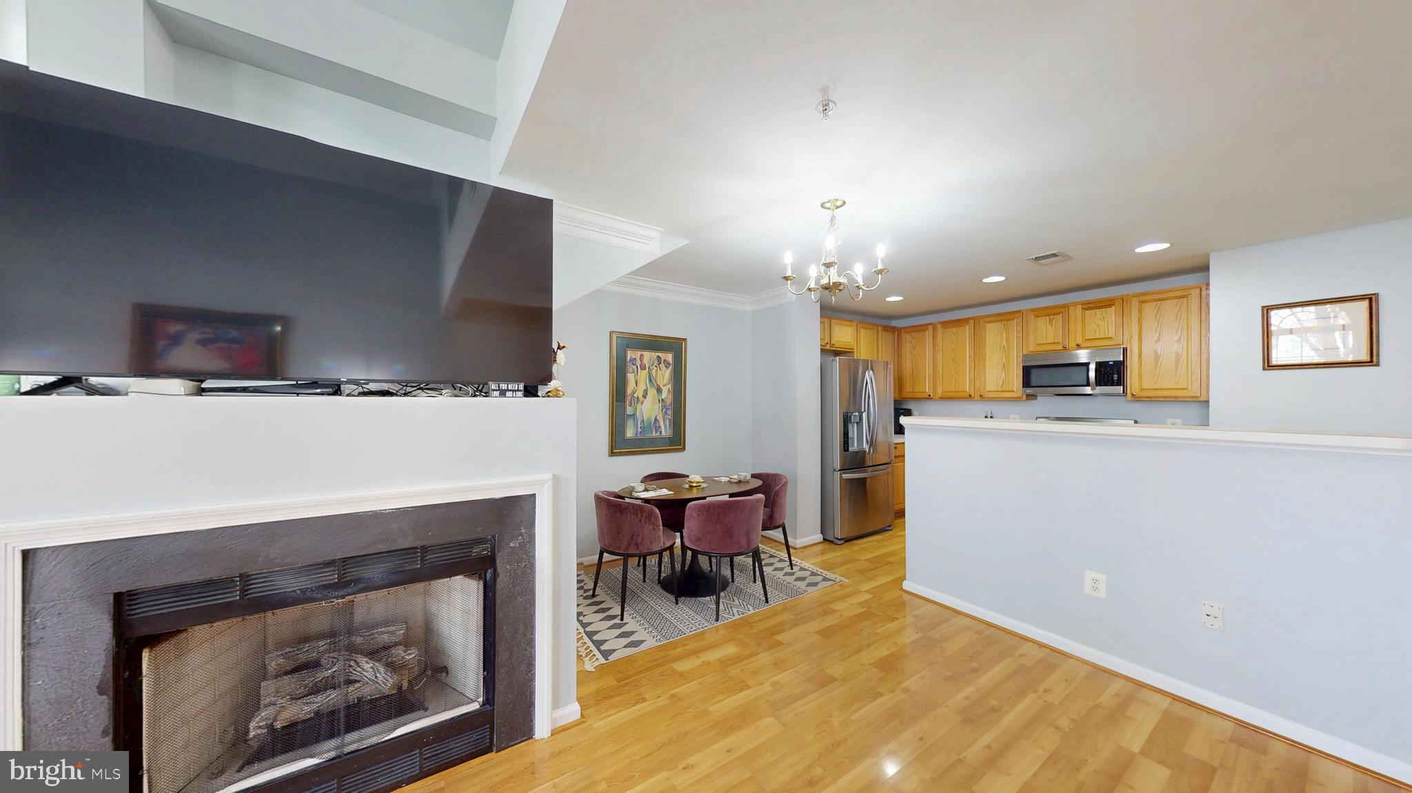 AMBER SPRING CONDOMINIUMS - Residential Lease