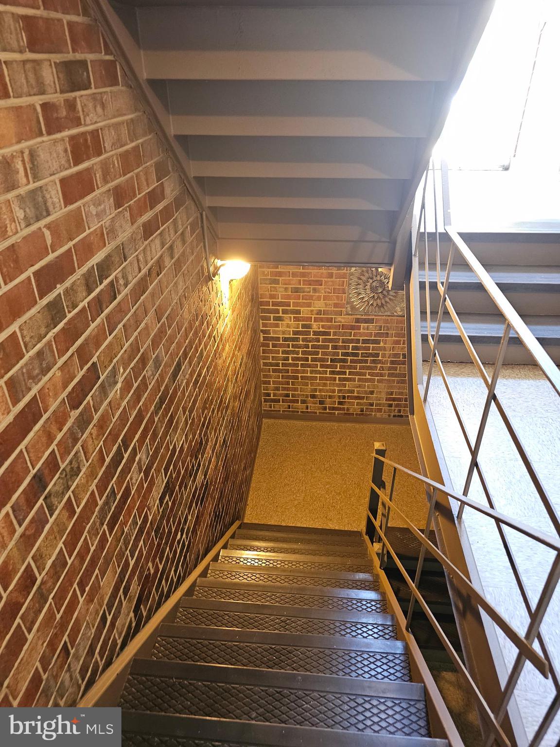 FRENCHMANS CREEK - Residential Lease