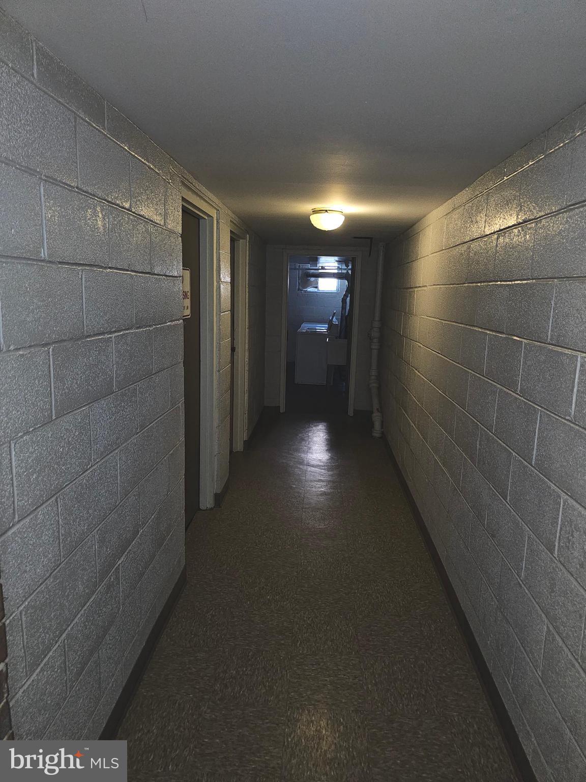 FRENCHMANS CREEK - Residential Lease