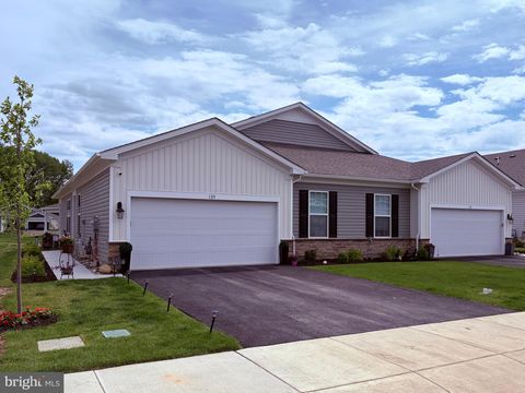 Townhouse For Sale - 136 Delhaas Circle<br/> BRISTOL, PA 19007