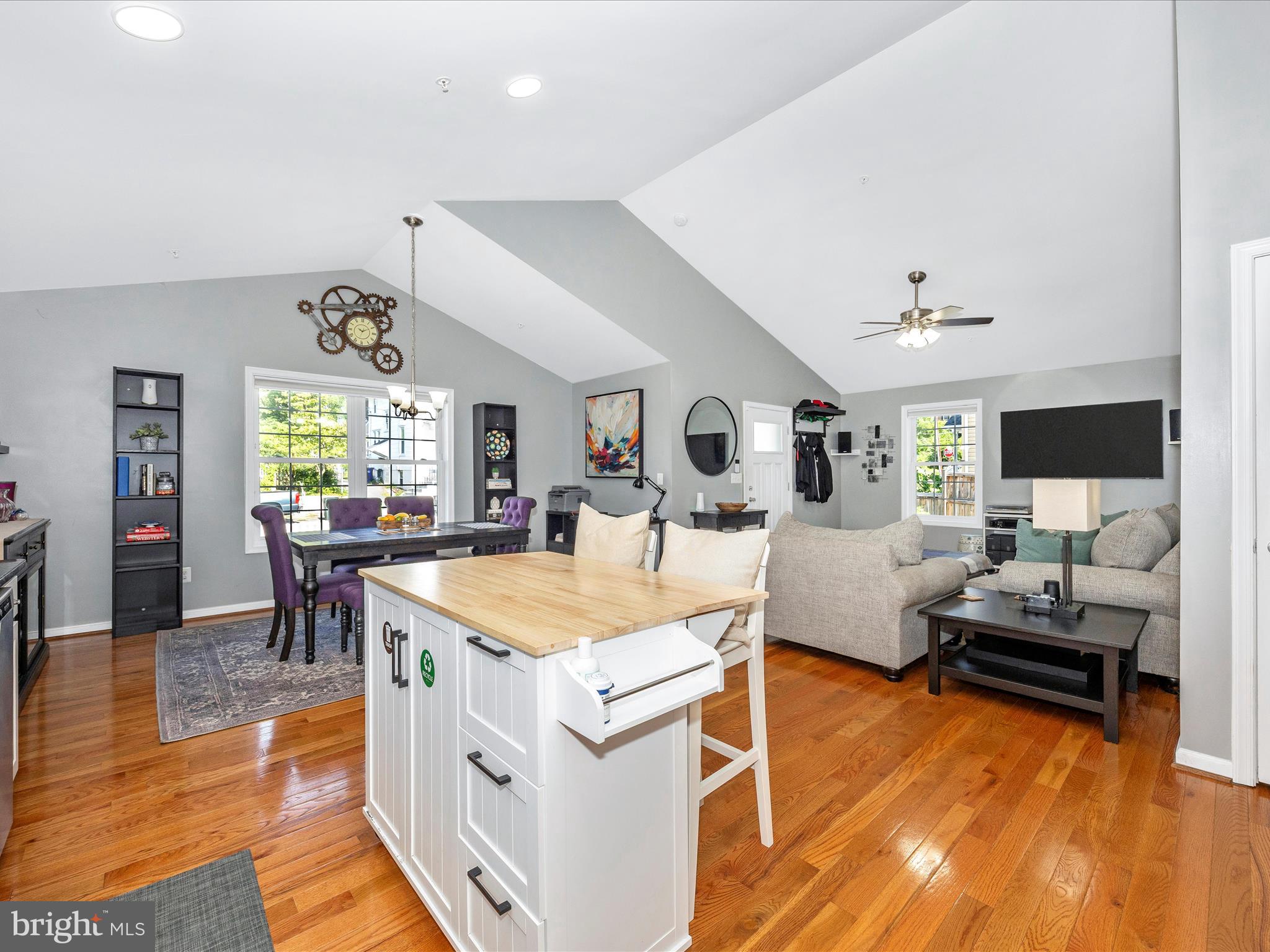 BRUNSWICK - Residential