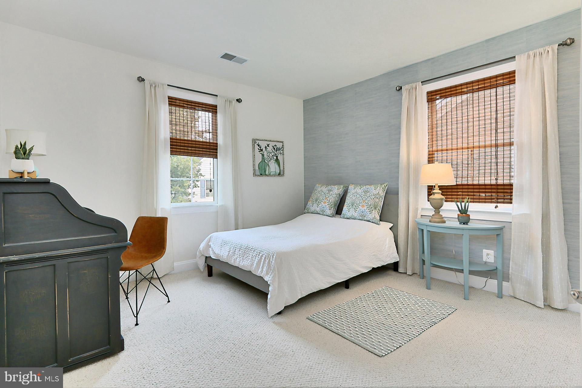 COURTS OF ST FRANCIS - Residential Lease