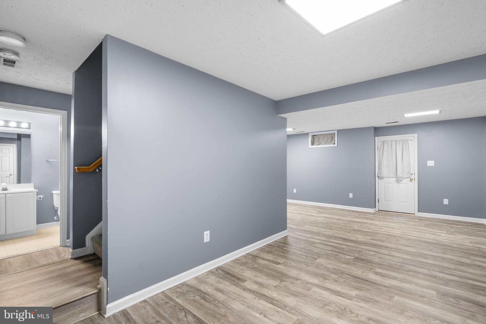 KINGS WOODS - Residential