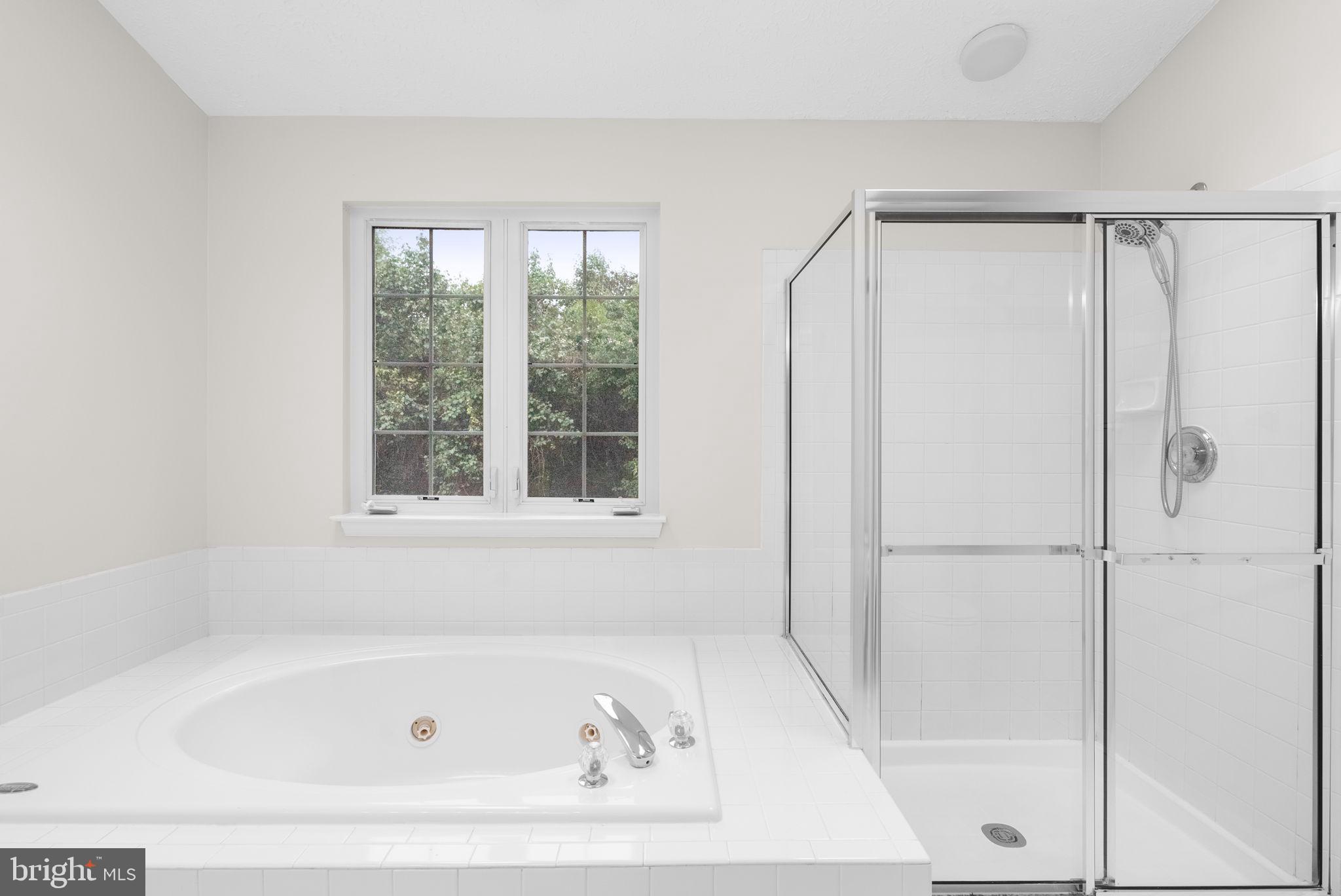 KINGS WOODS - Residential