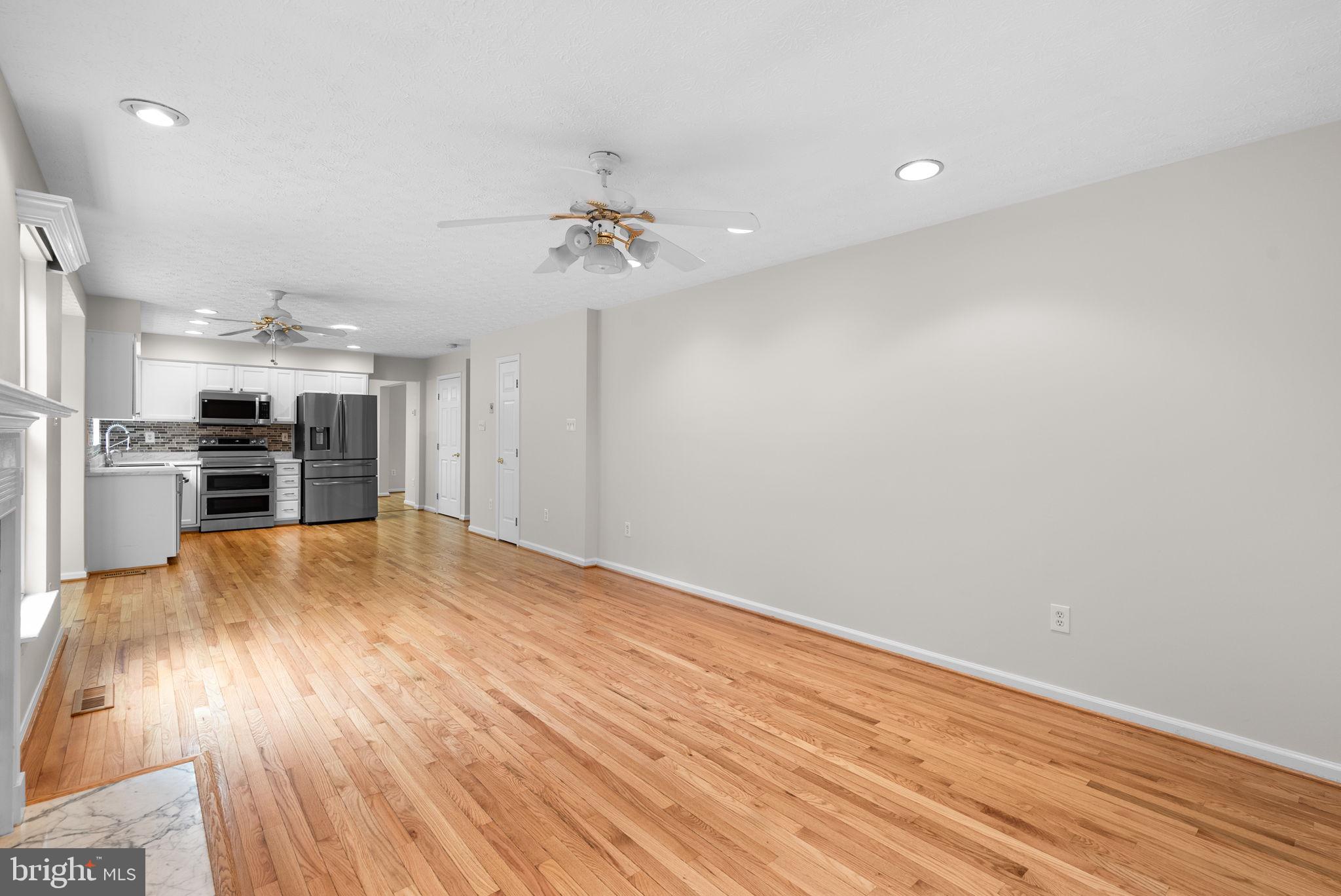 KINGS WOODS - Residential