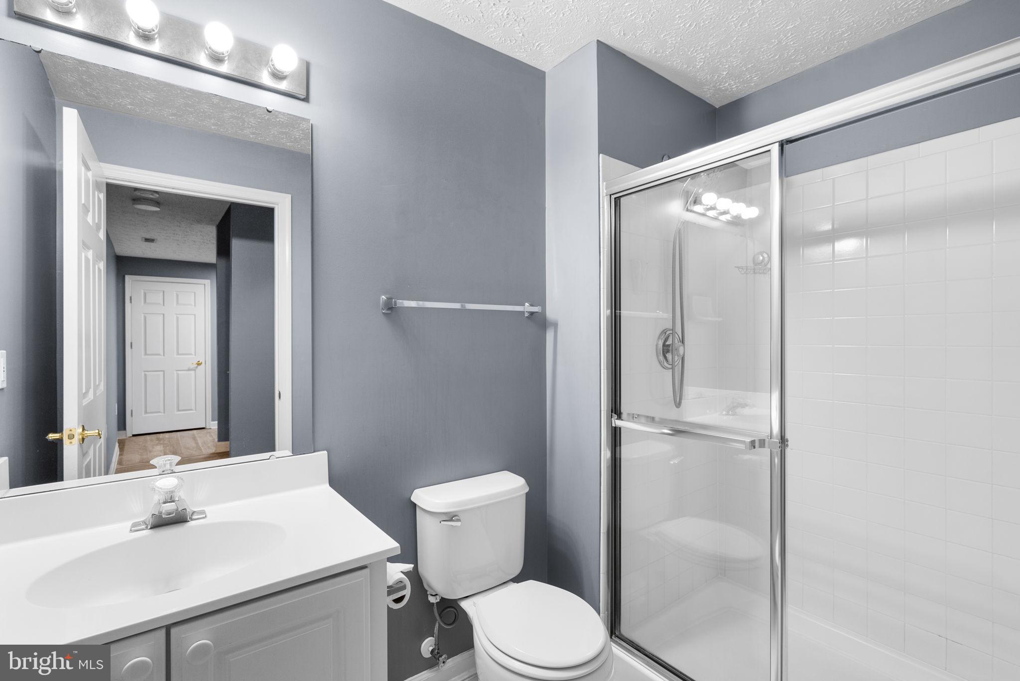 KINGS WOODS - Residential