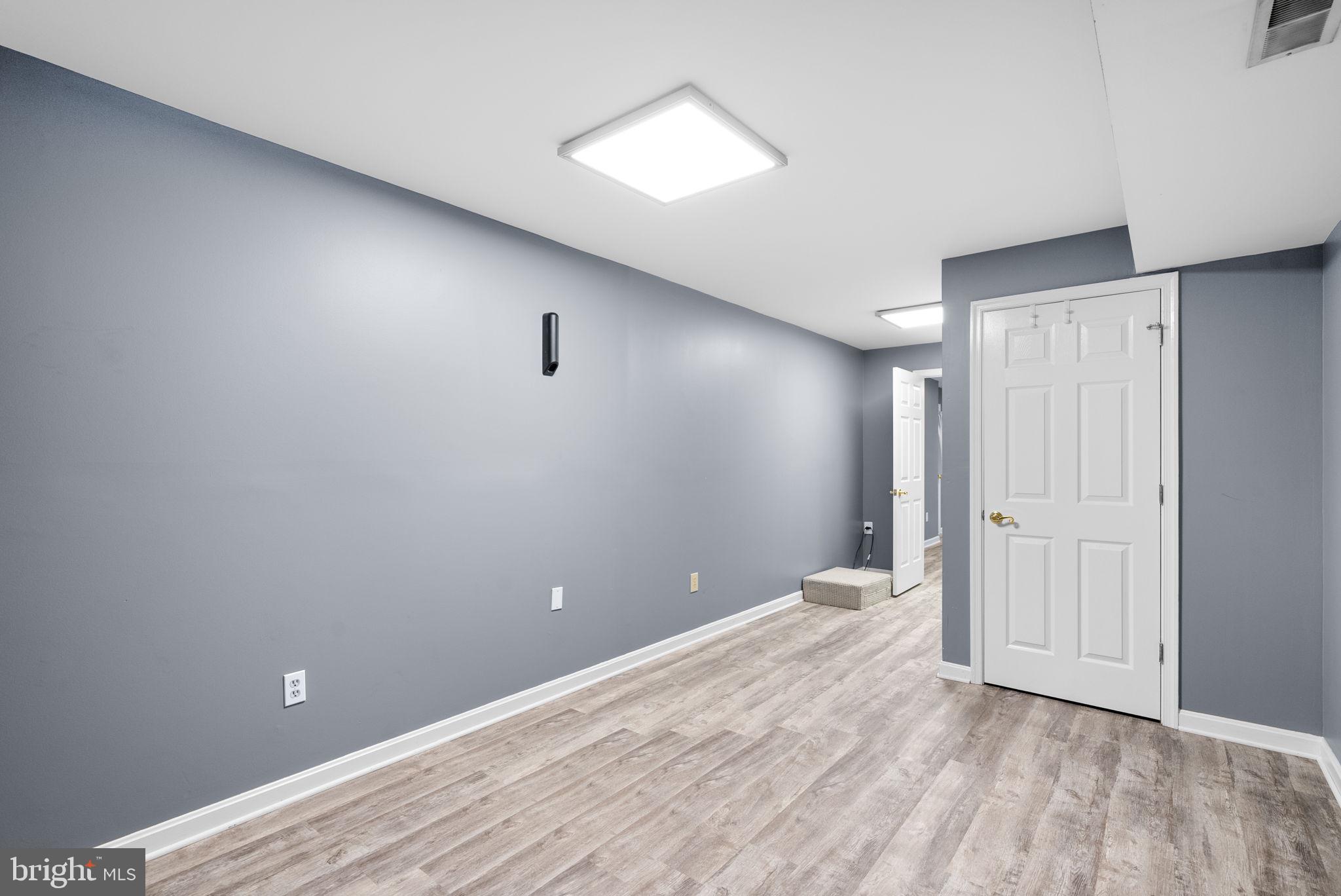 KINGS WOODS - Residential