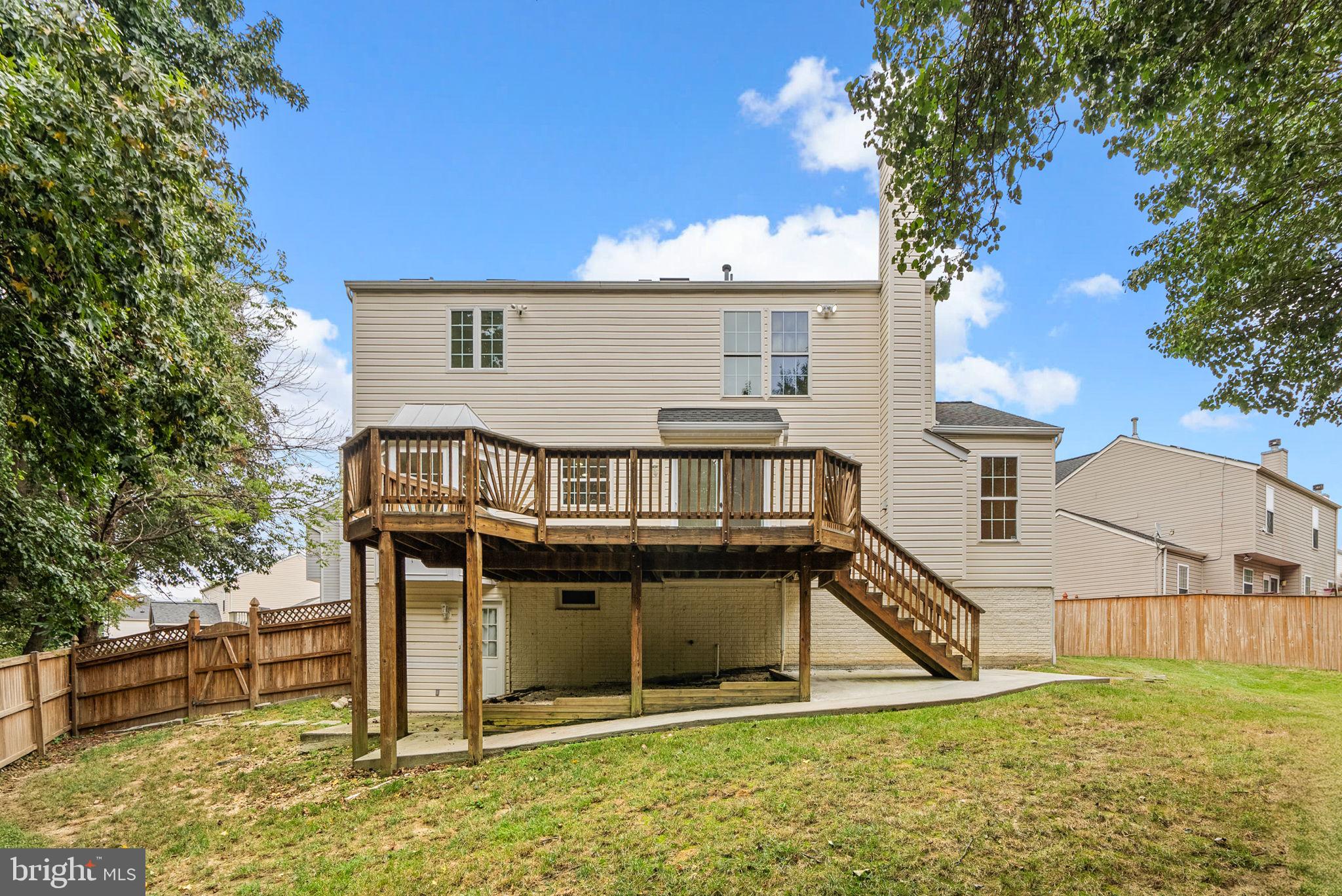 KINGS WOODS - Residential