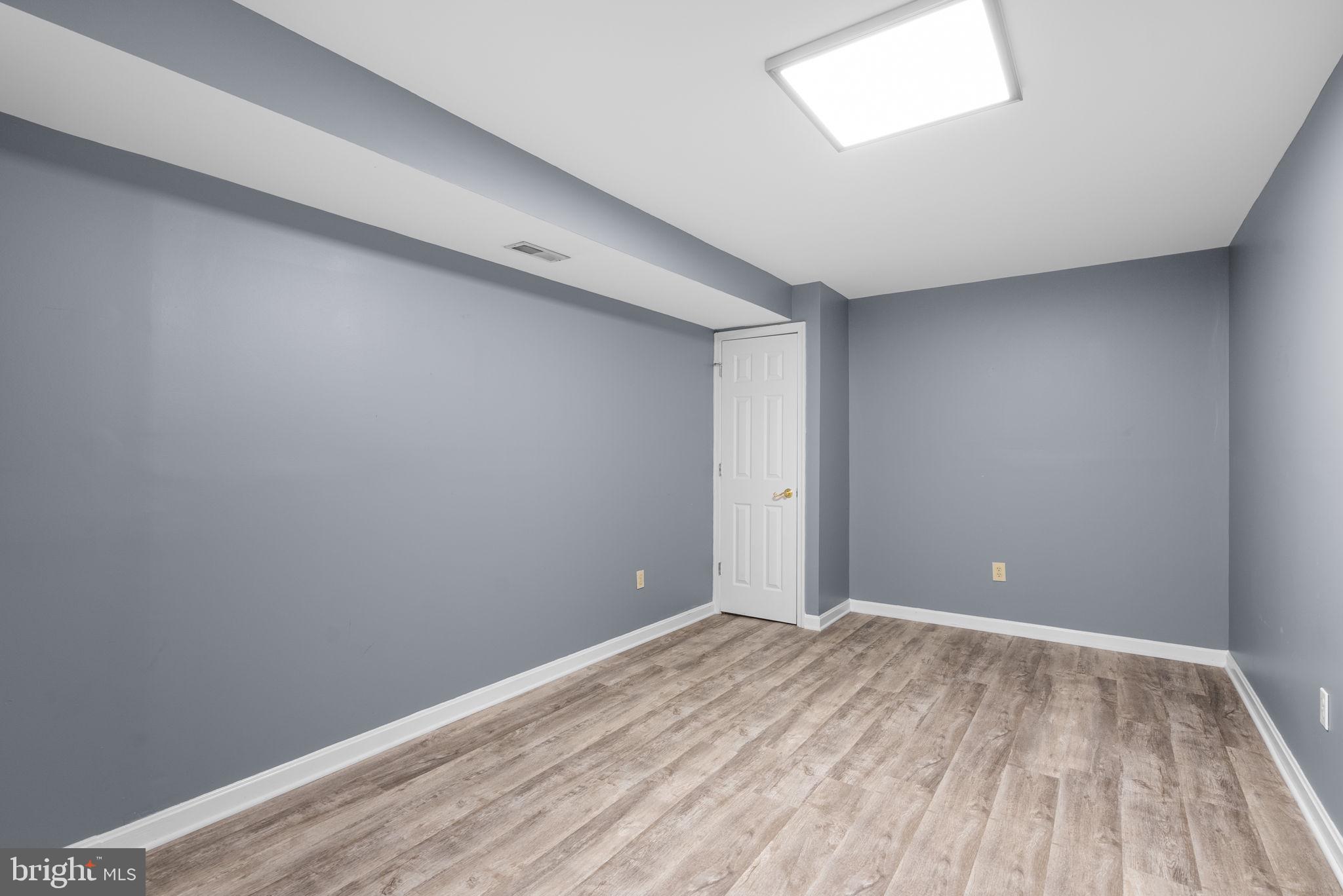 KINGS WOODS - Residential