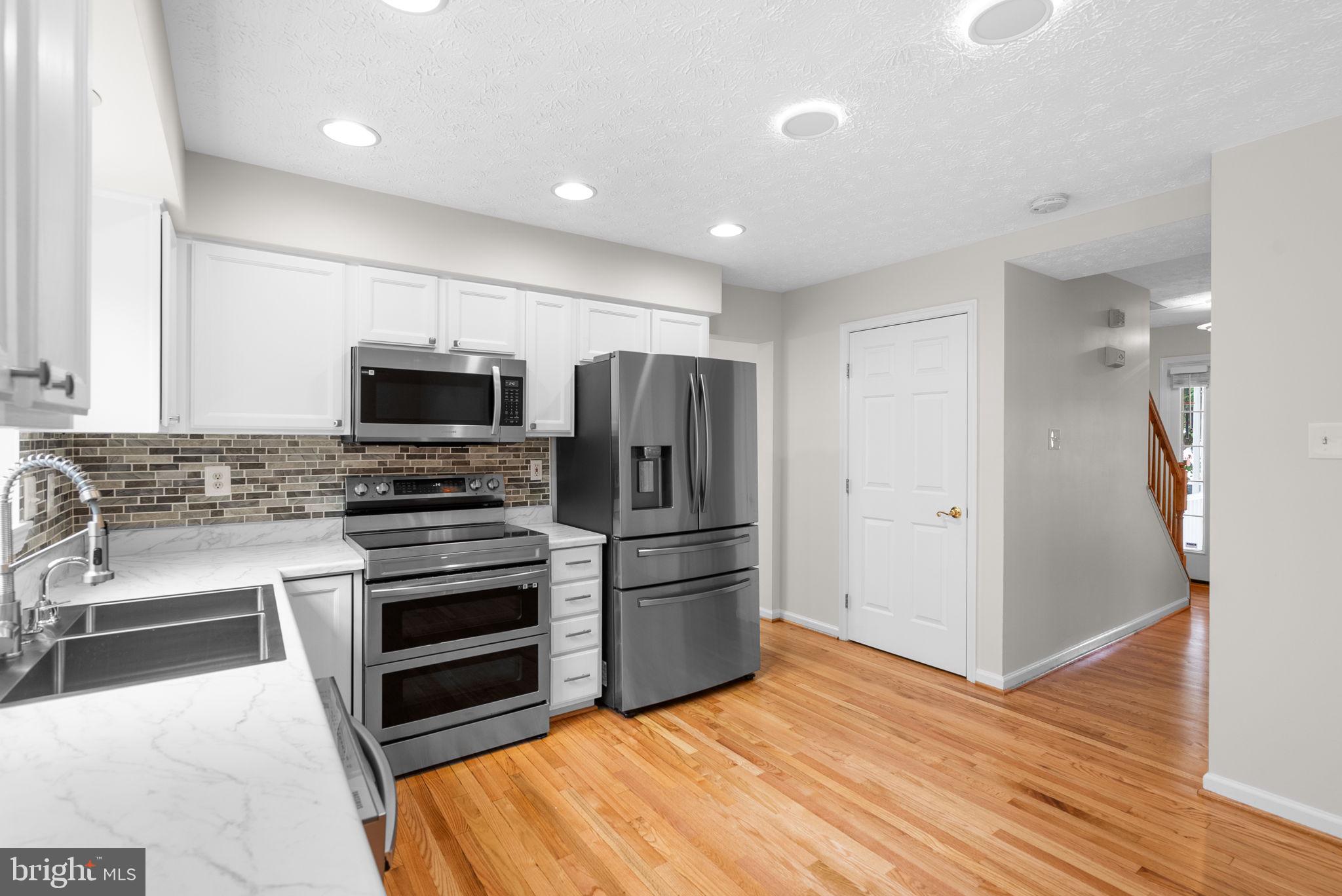 KINGS WOODS - Residential