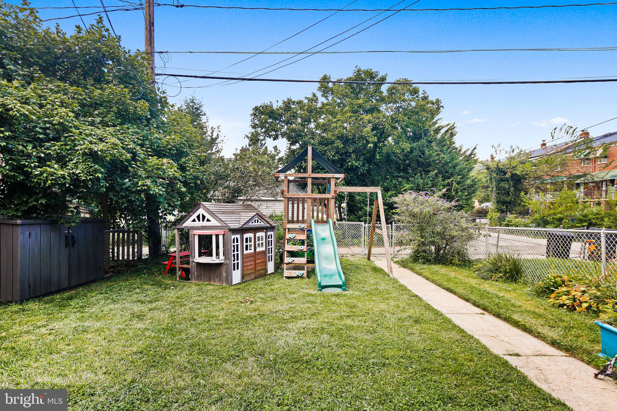 ACADEMY HEIGHTS - Residential