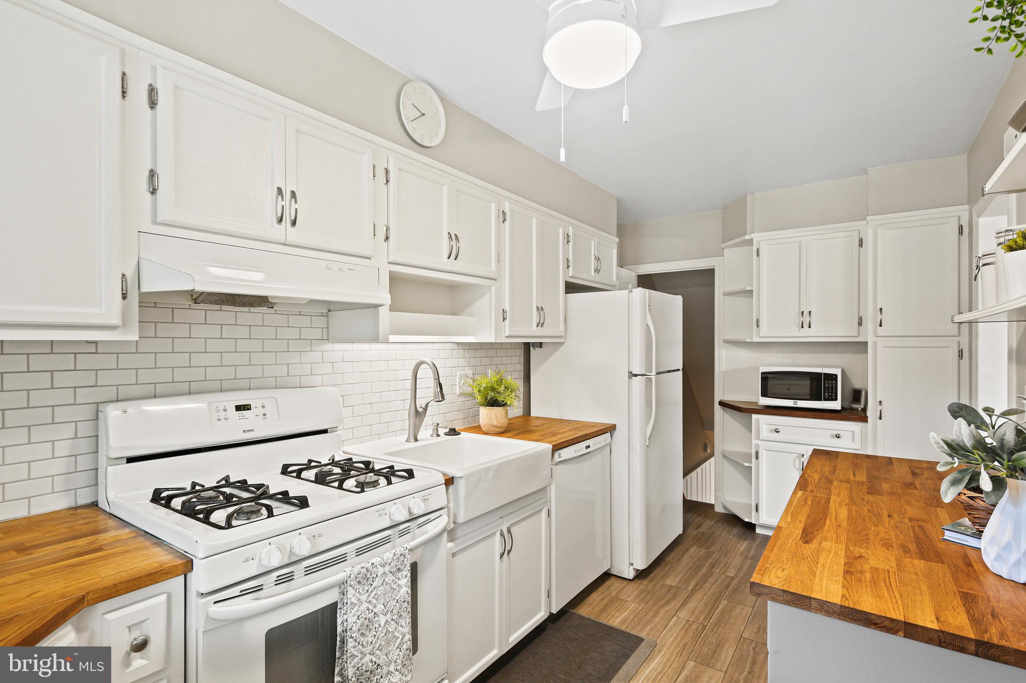 ACADEMY HEIGHTS - Residential