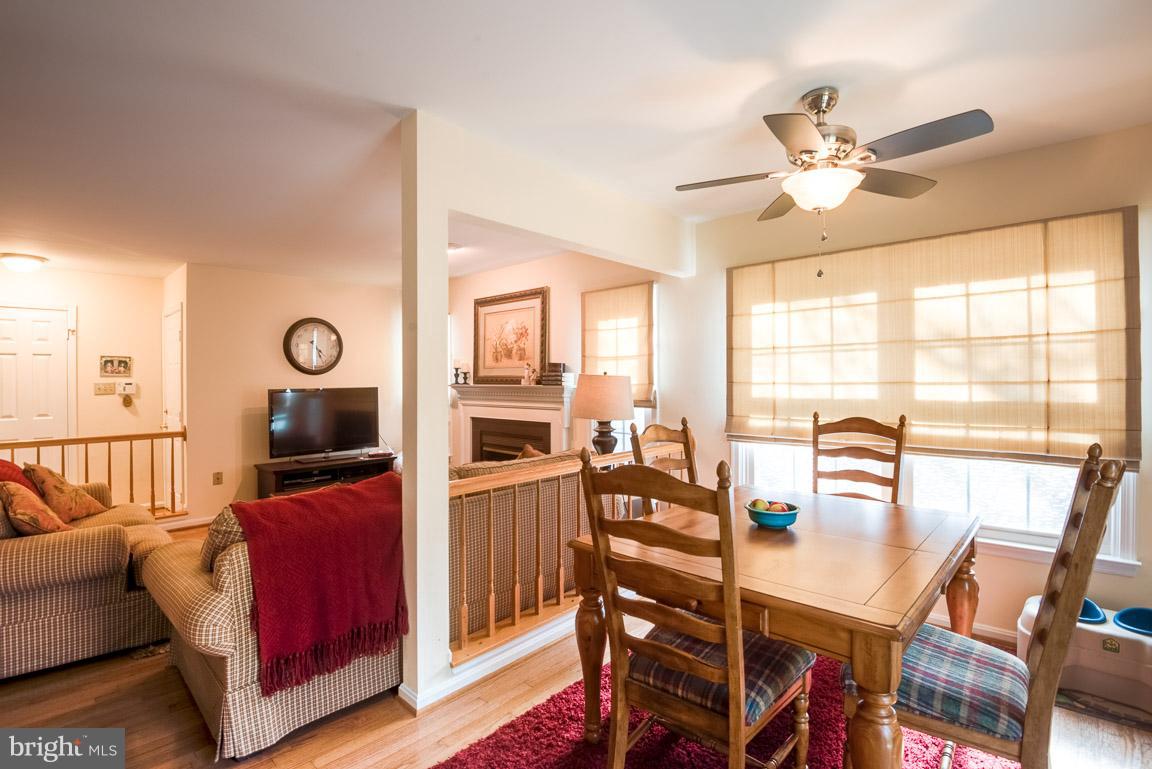 COURTS OF FOUR SEASONS - Residential