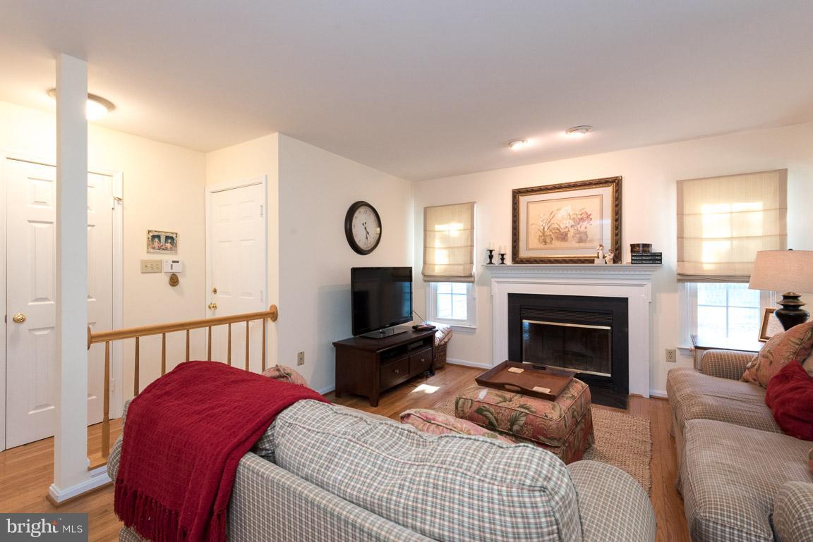 COURTS OF FOUR SEASONS - Residential