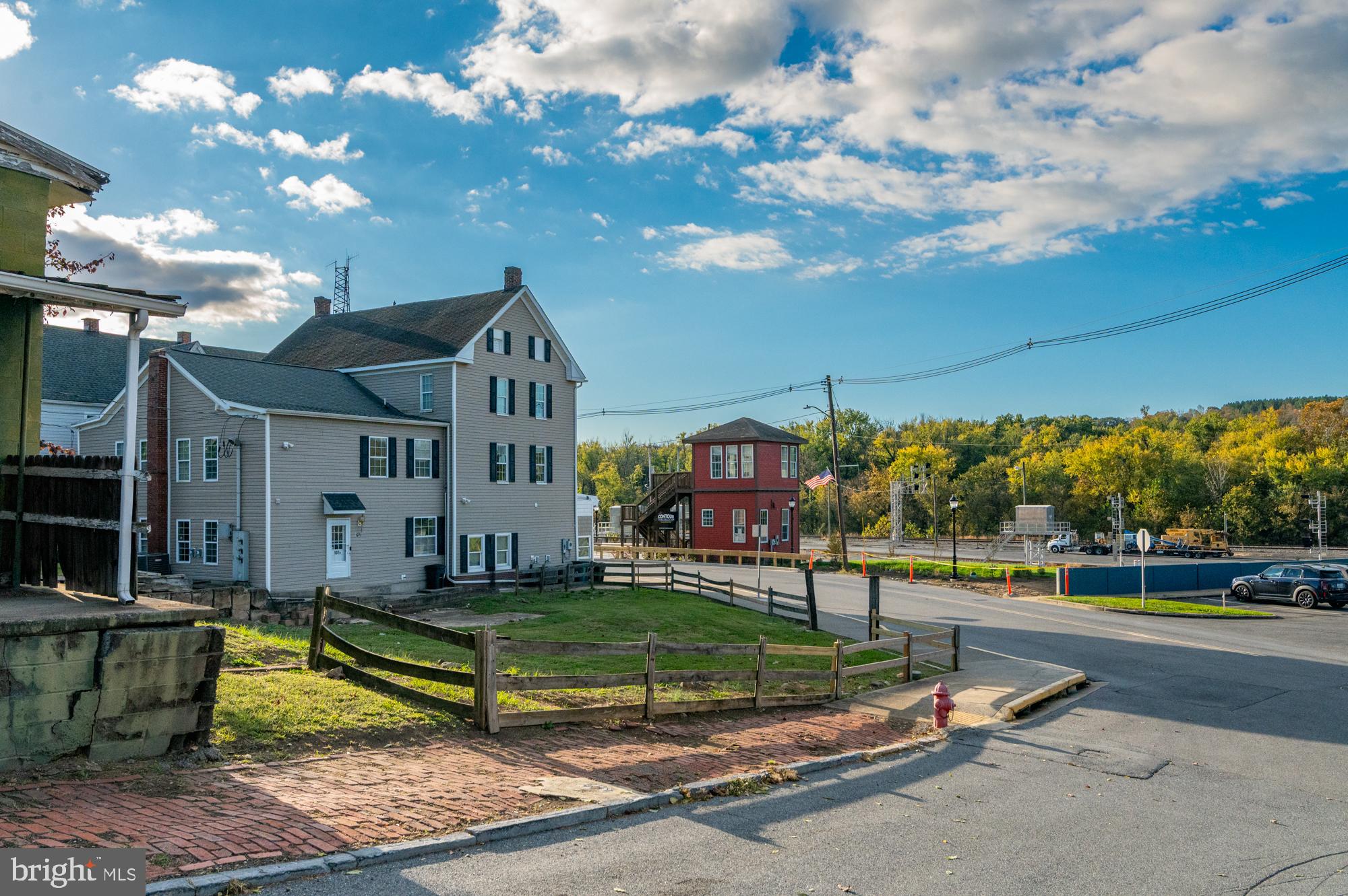 101 E POTOMAC STREET