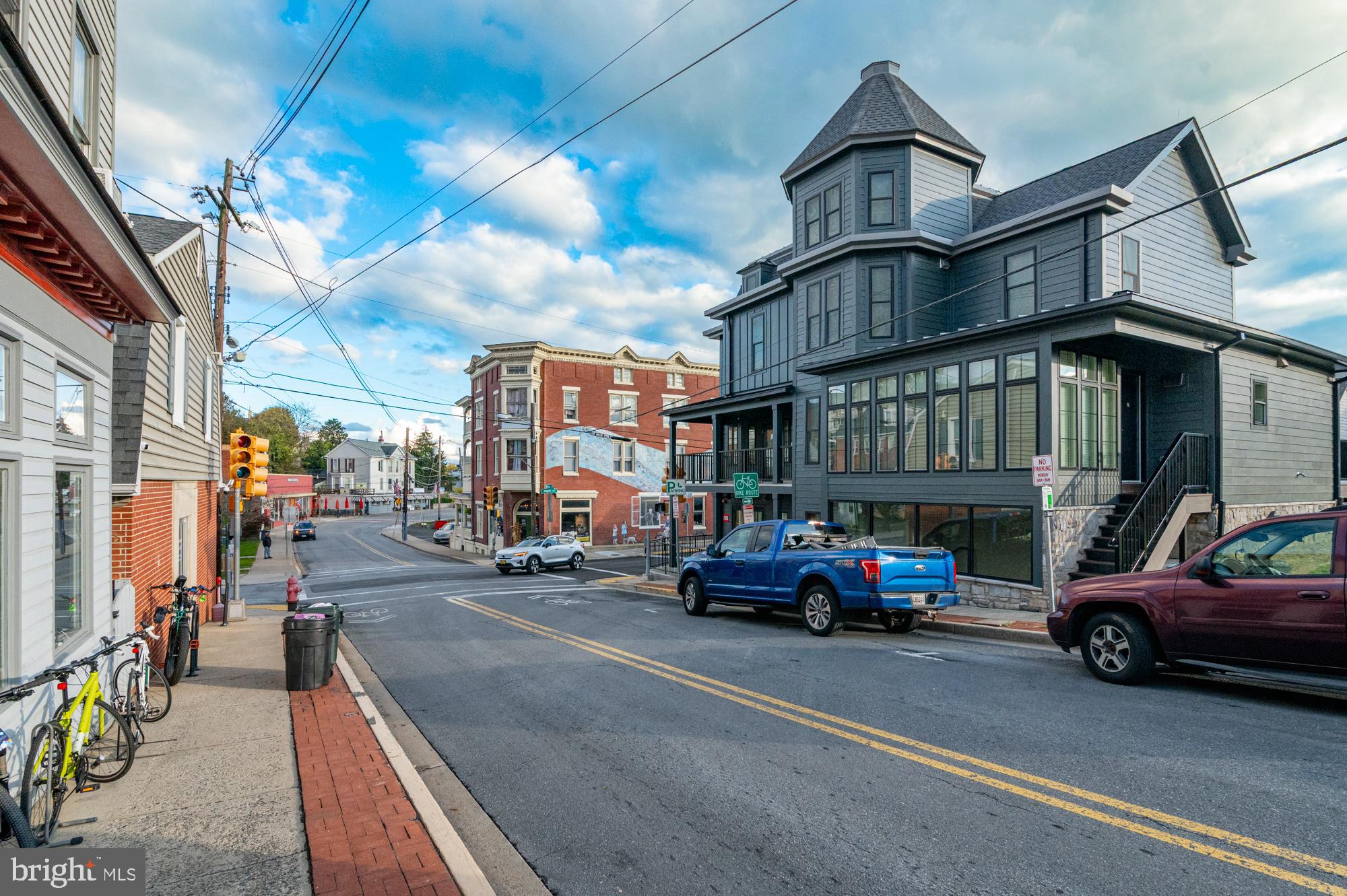 DOWNTOWN BRUNSWICK - Land