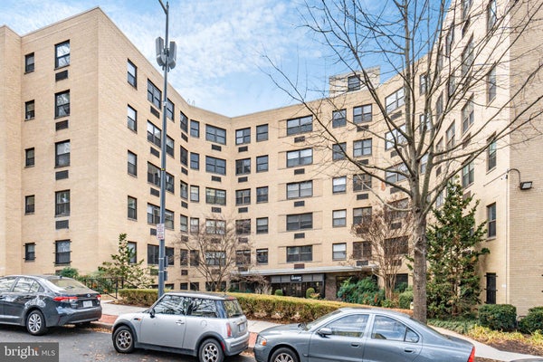 1801 CLYDESDALE PL NW APT 311, WASHINGTON, DC 20009 - Image 81682c005b8f736bf84f6cb6d3f8f3dd/1798313988