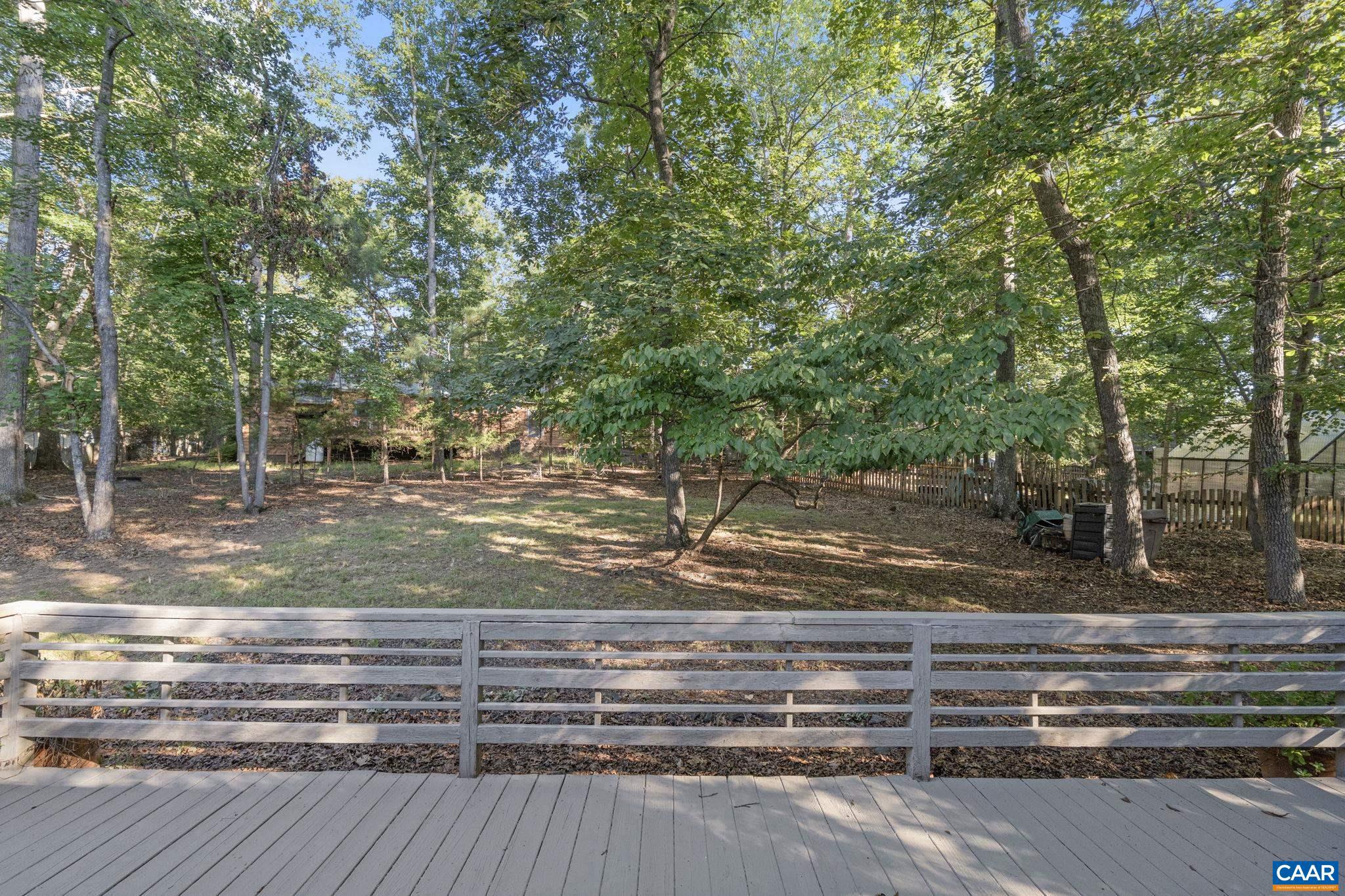 LAKE MONTICELLO - Residential