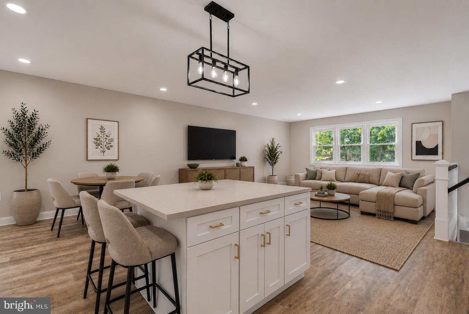 421 FAIRWAY DRIVE