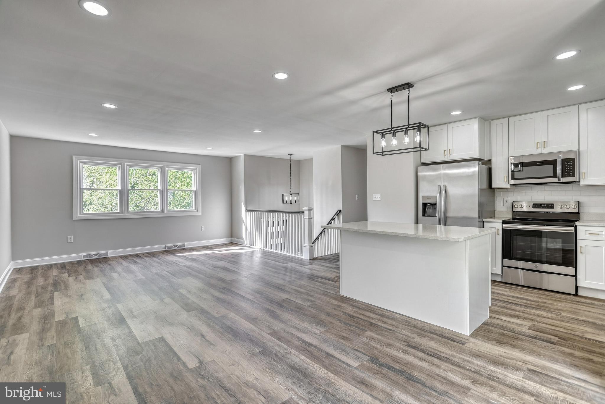 MONROE ACRES - Residential