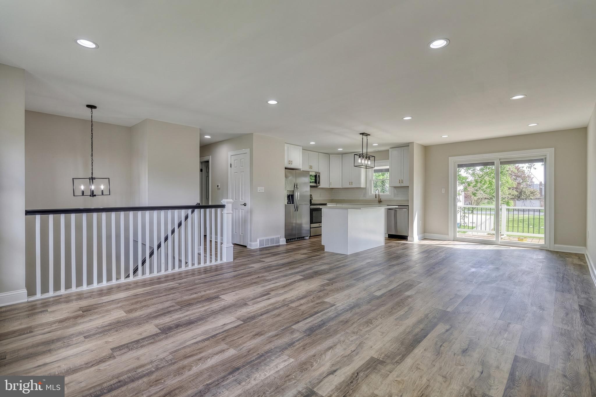 MONROE ACRES - Residential