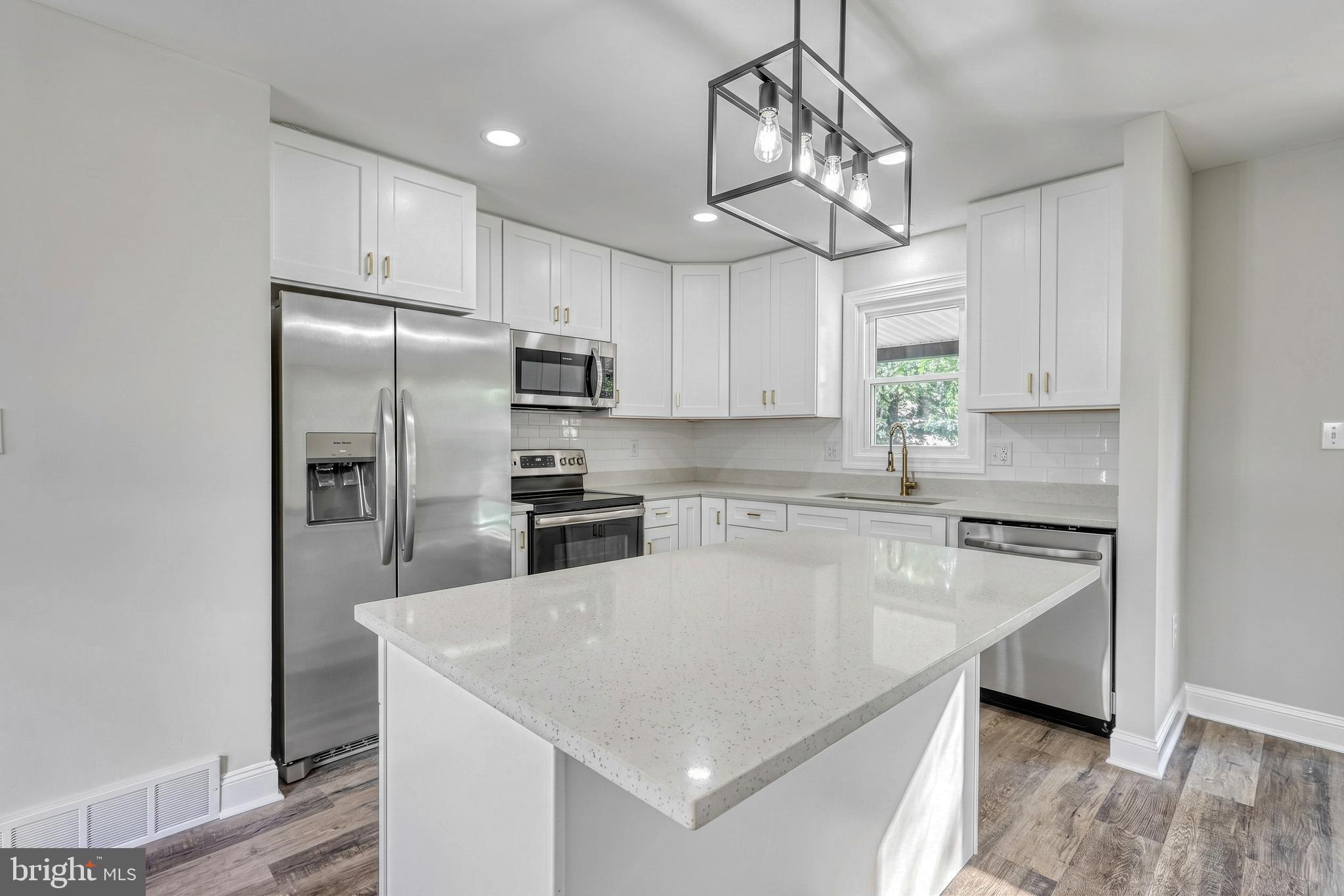 MONROE ACRES - Residential