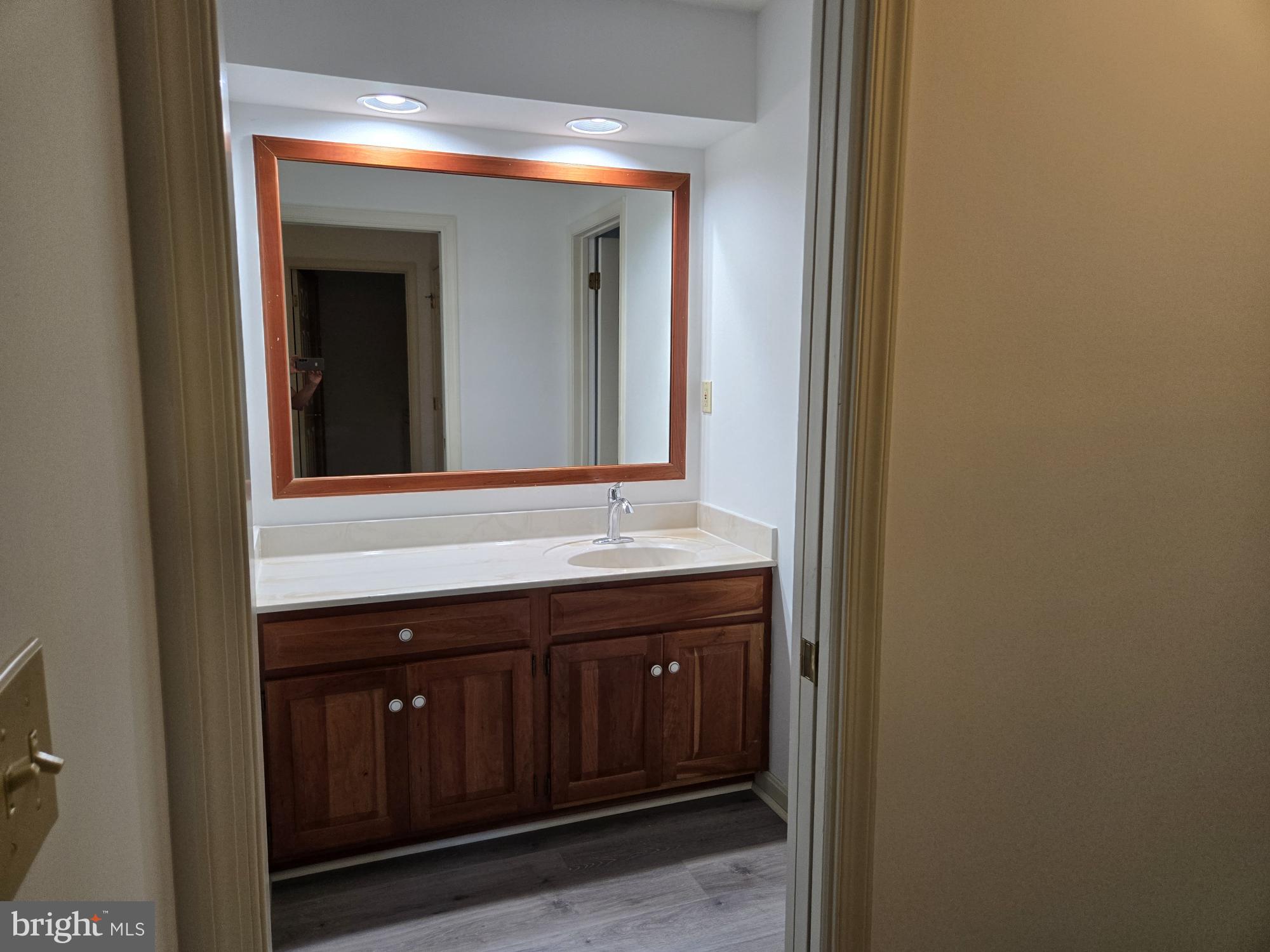 STRAWBERRY COURT - Residential Lease