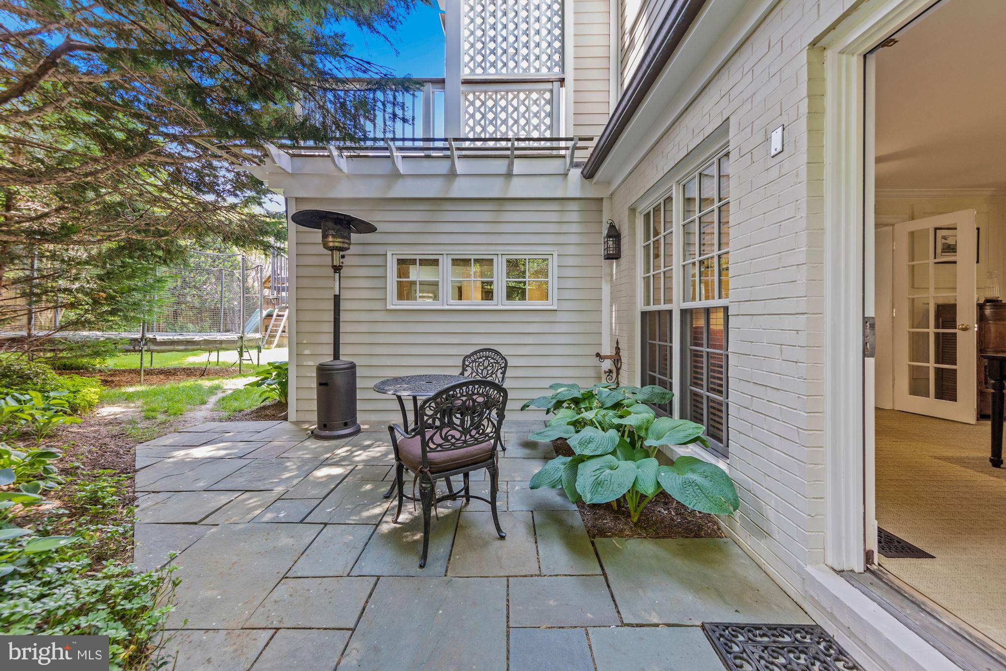 CHEVY CHASE - Residential