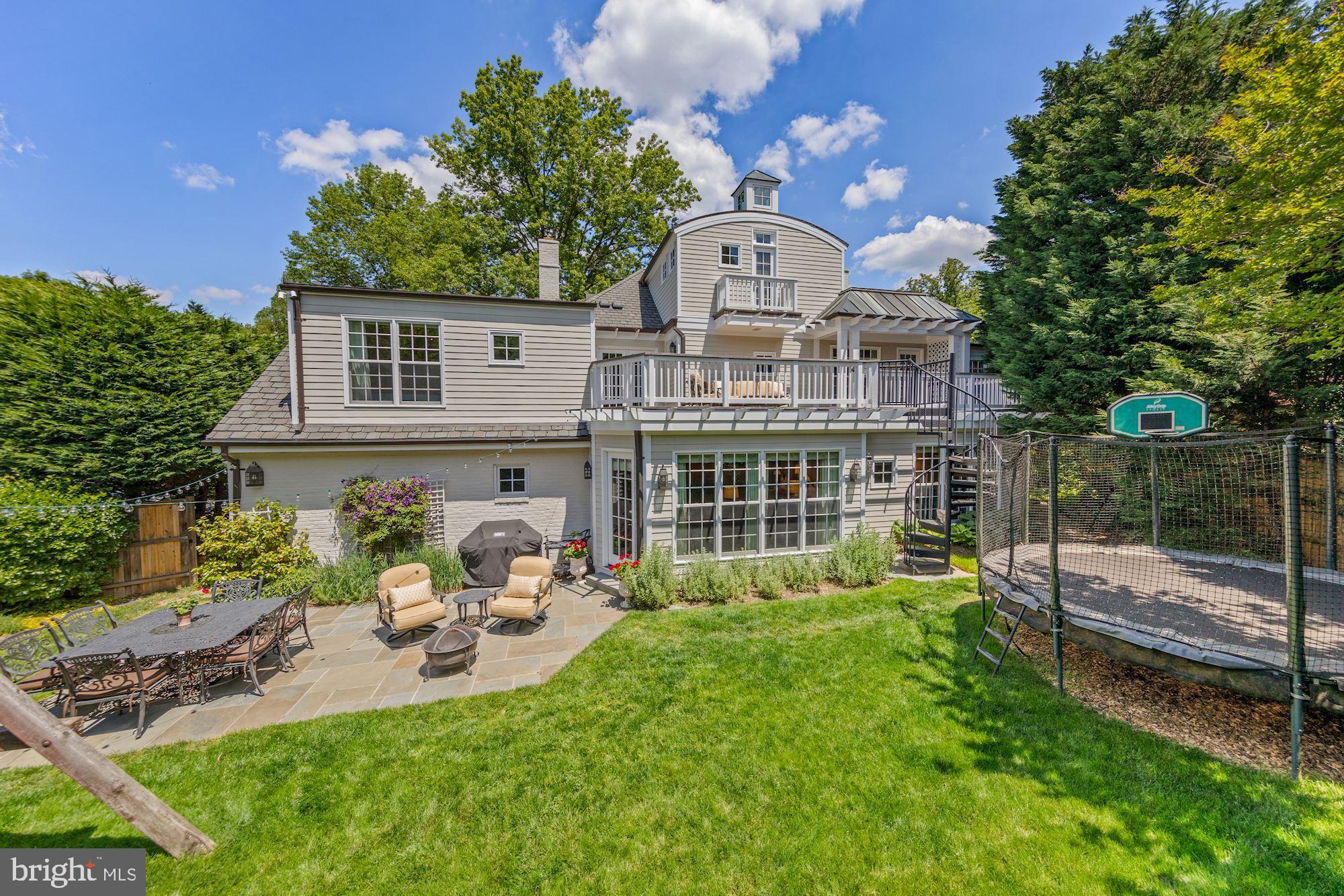 CHEVY CHASE - Residential