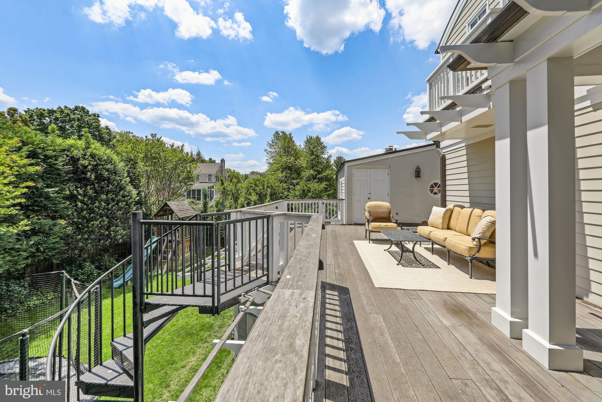 CHEVY CHASE - Residential