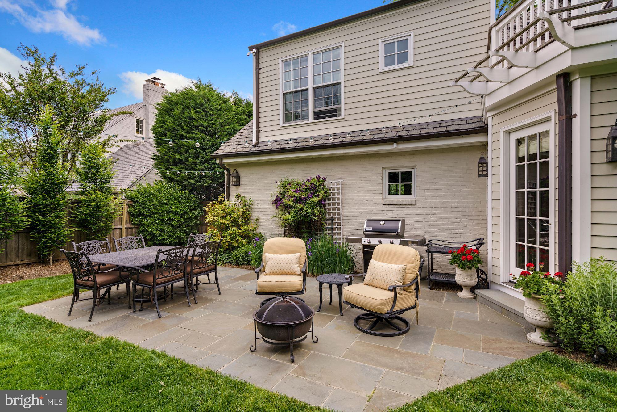 CHEVY CHASE - Residential