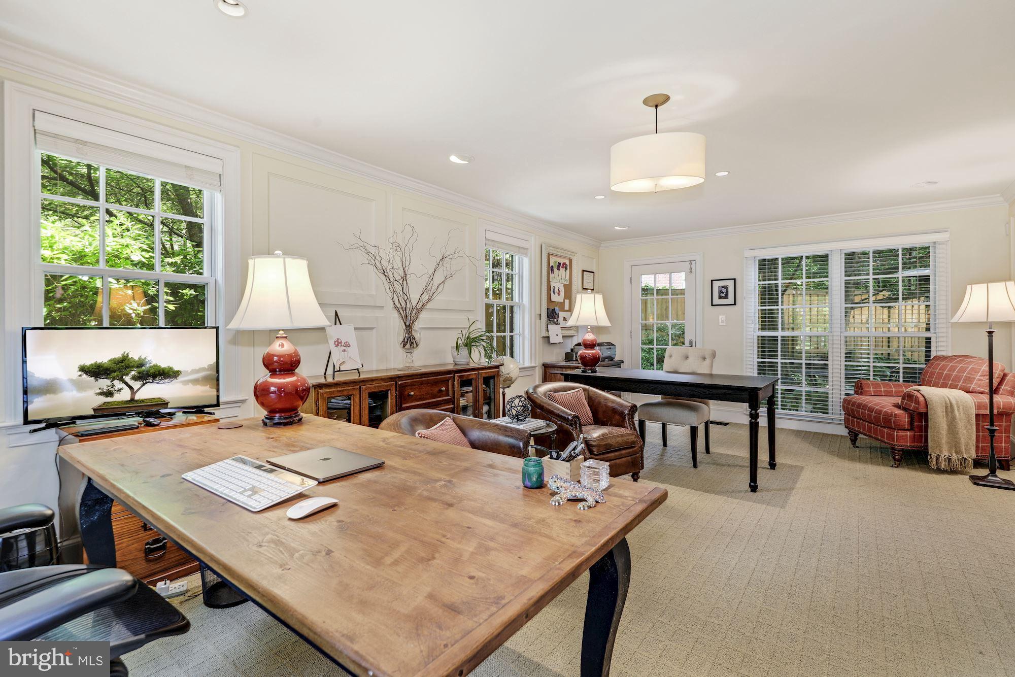 CHEVY CHASE - Residential