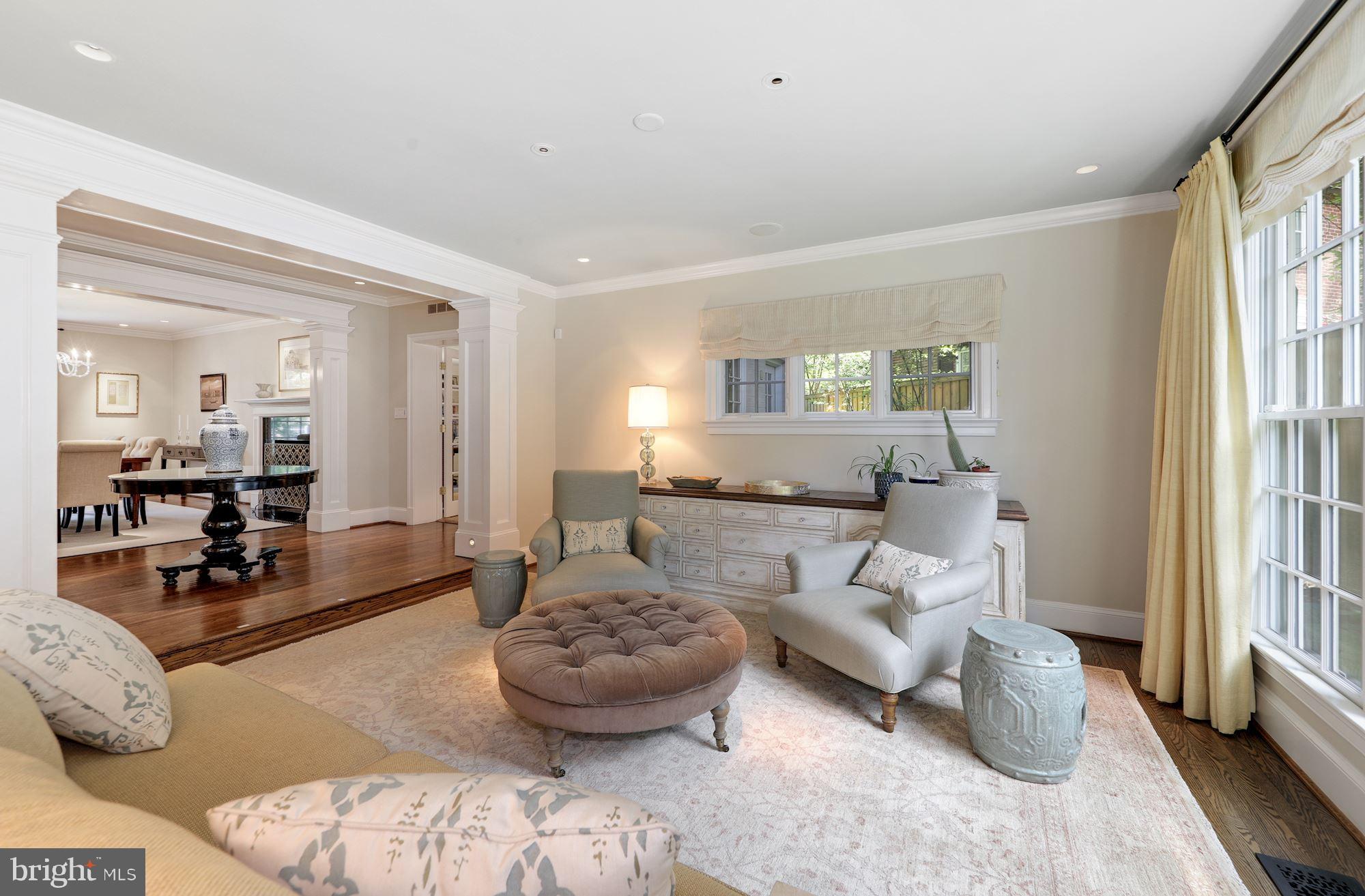 CHEVY CHASE - Residential