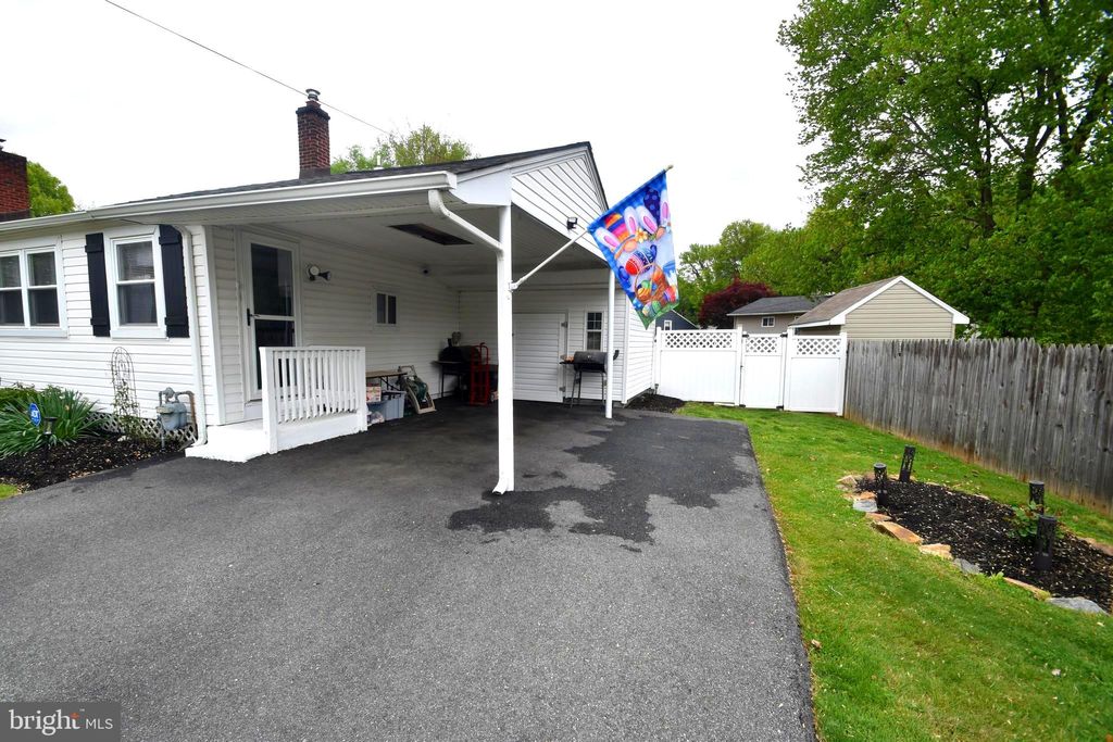 Photo of 3 Granville Lane, NEWARK, DE 19713 (MLS # DENC2101784)