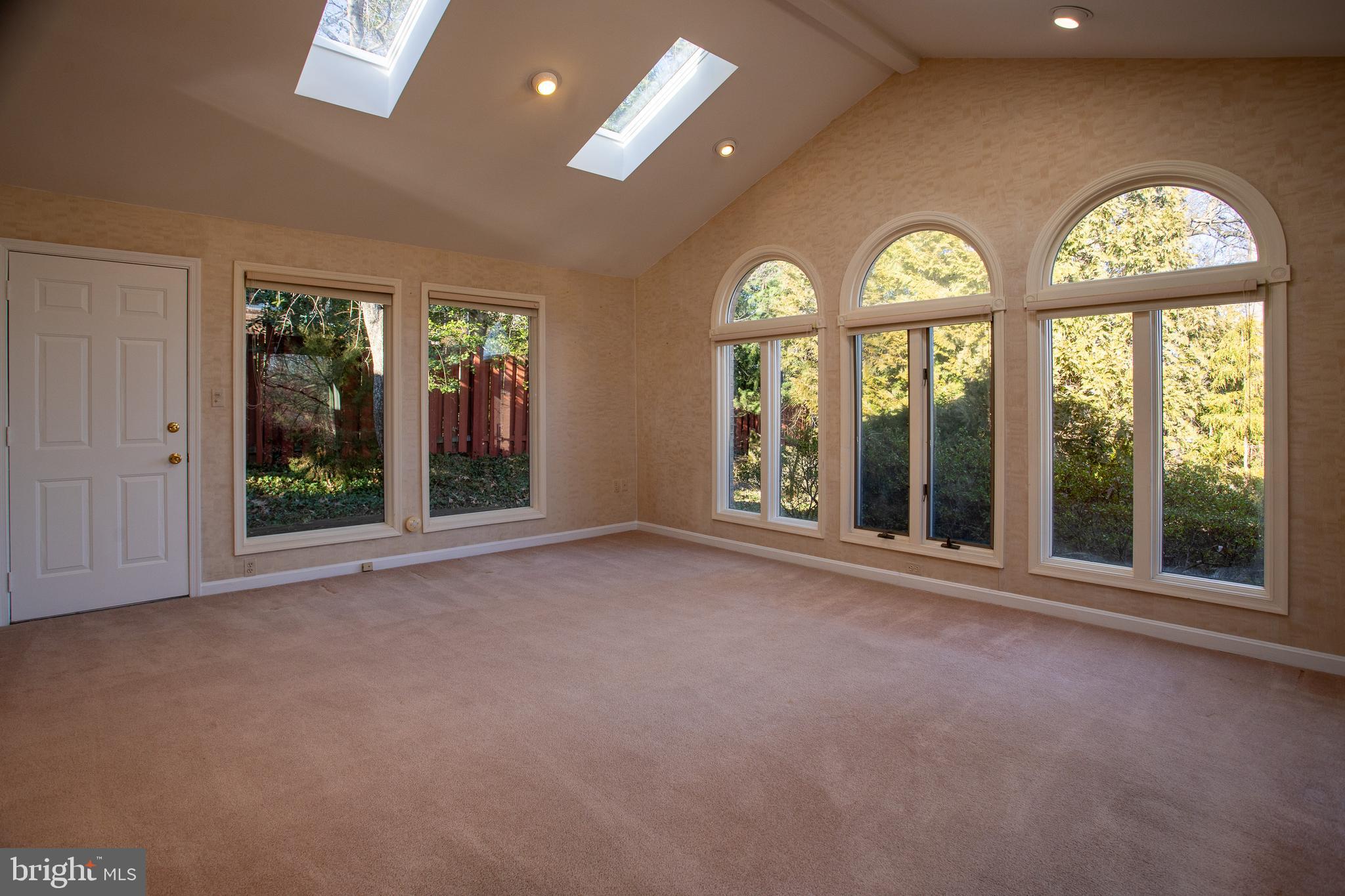 KENWOOD PARK - Residential