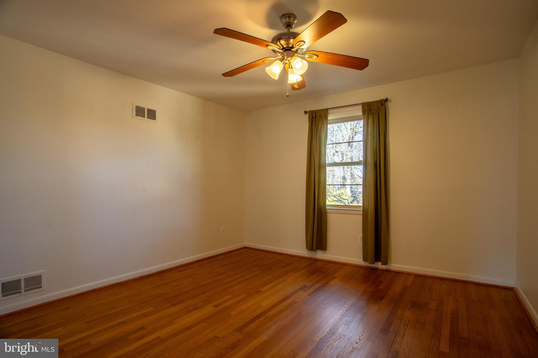 KENWOOD PARK - Residential