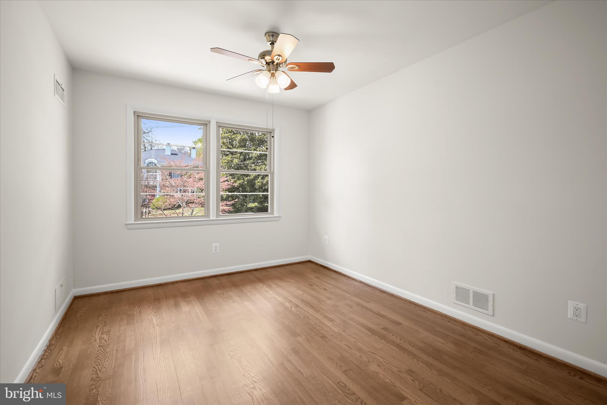 KENWOOD PARK - Residential