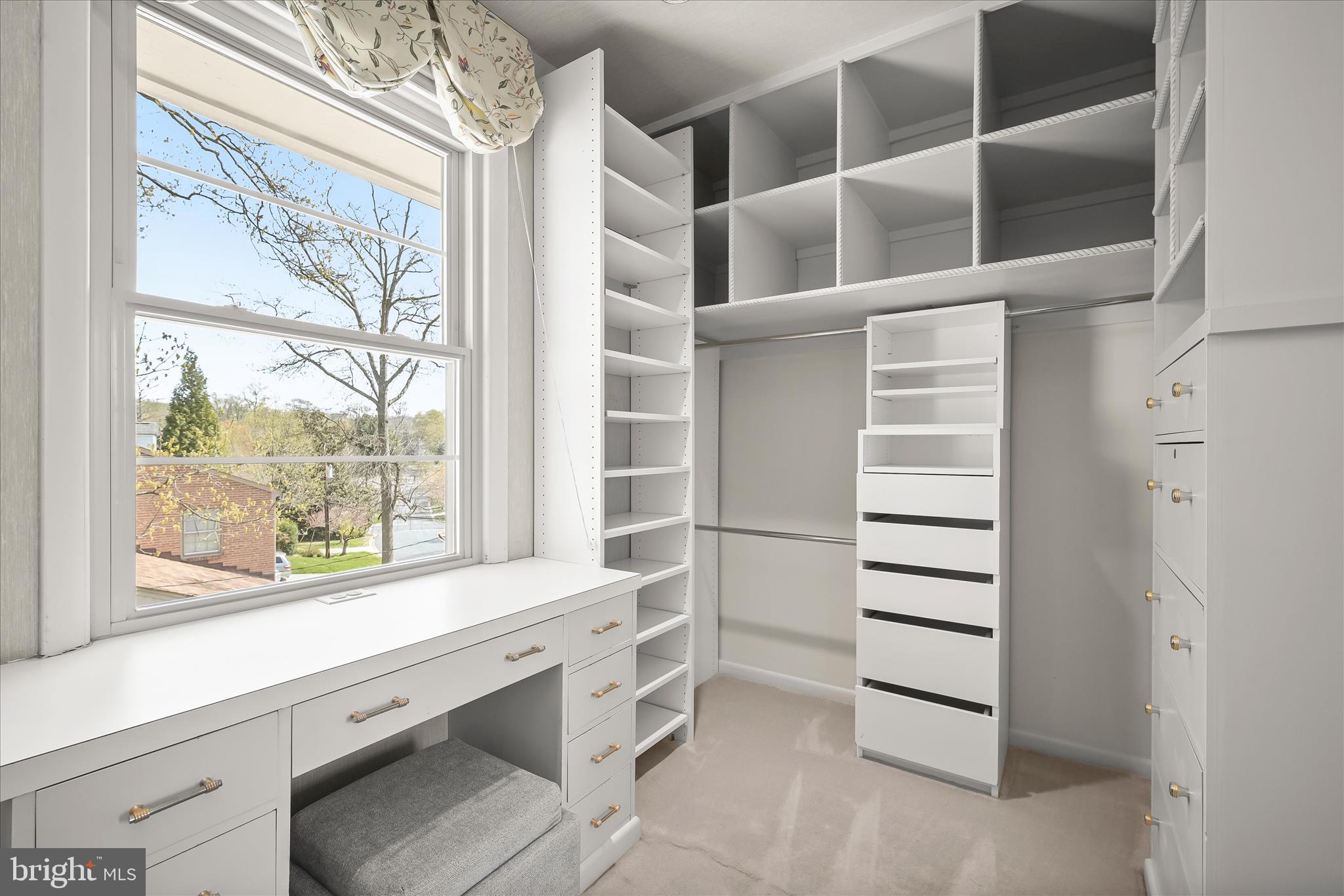 KENWOOD PARK - Residential