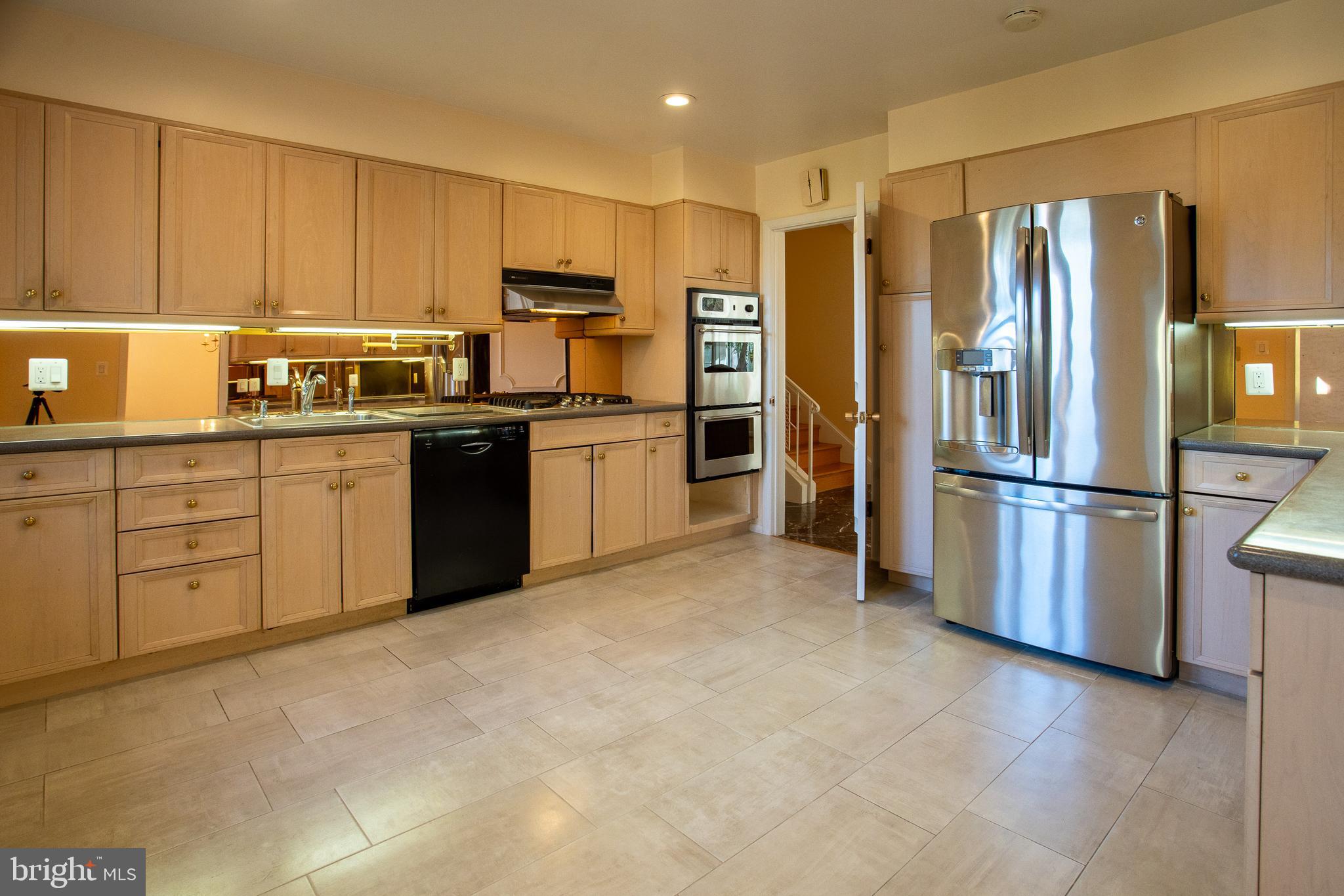 KENWOOD PARK - Residential