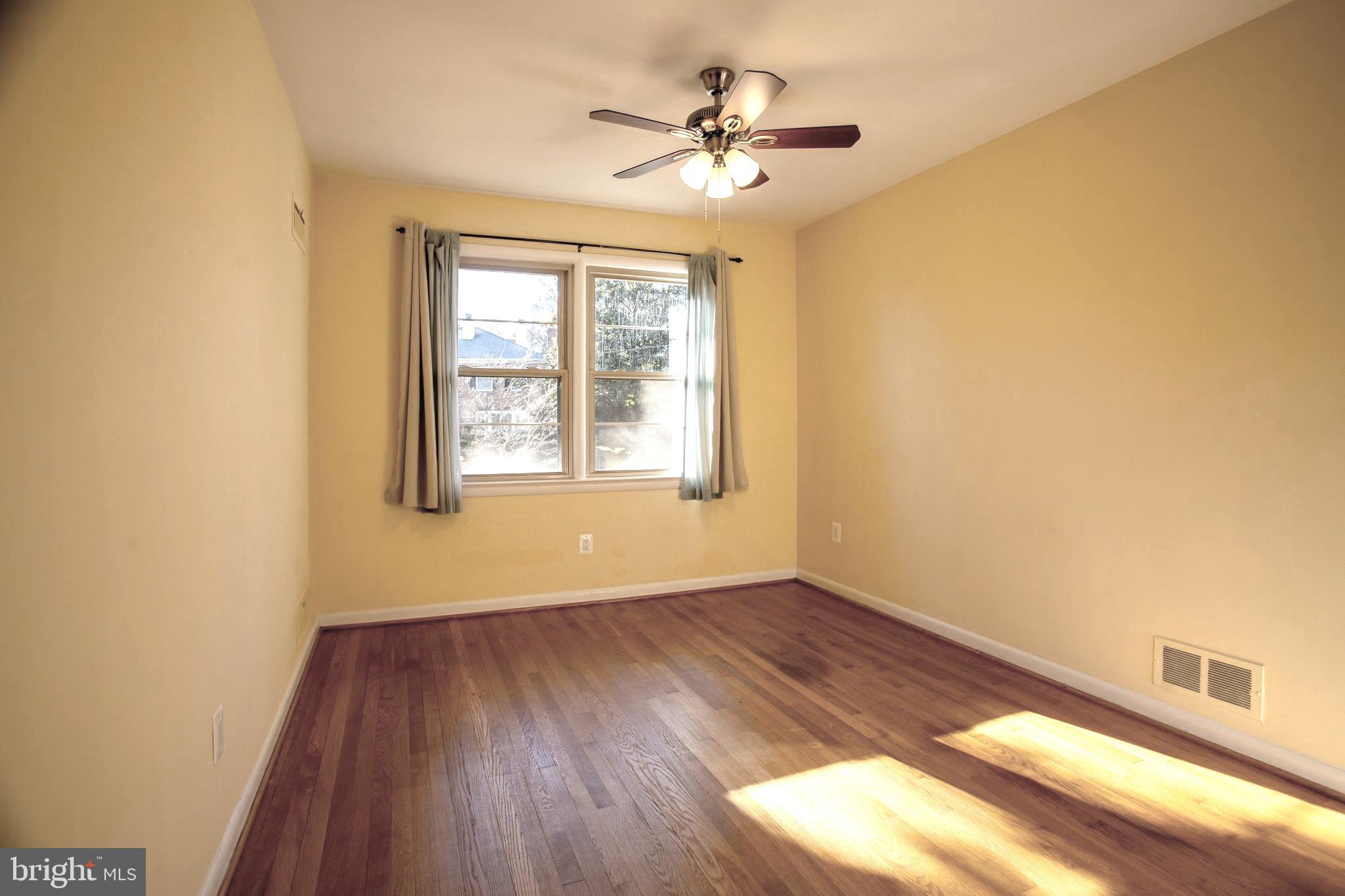 KENWOOD PARK - Residential