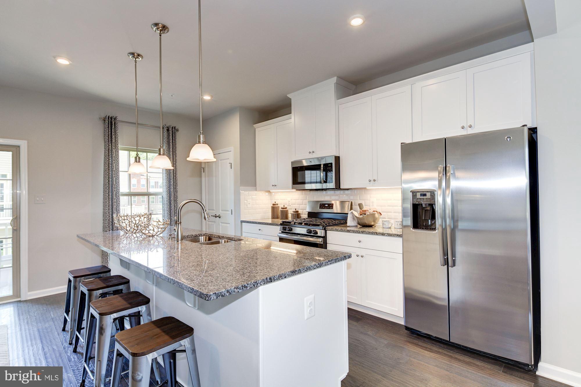 ROCKDALE VILLAGE - Residential