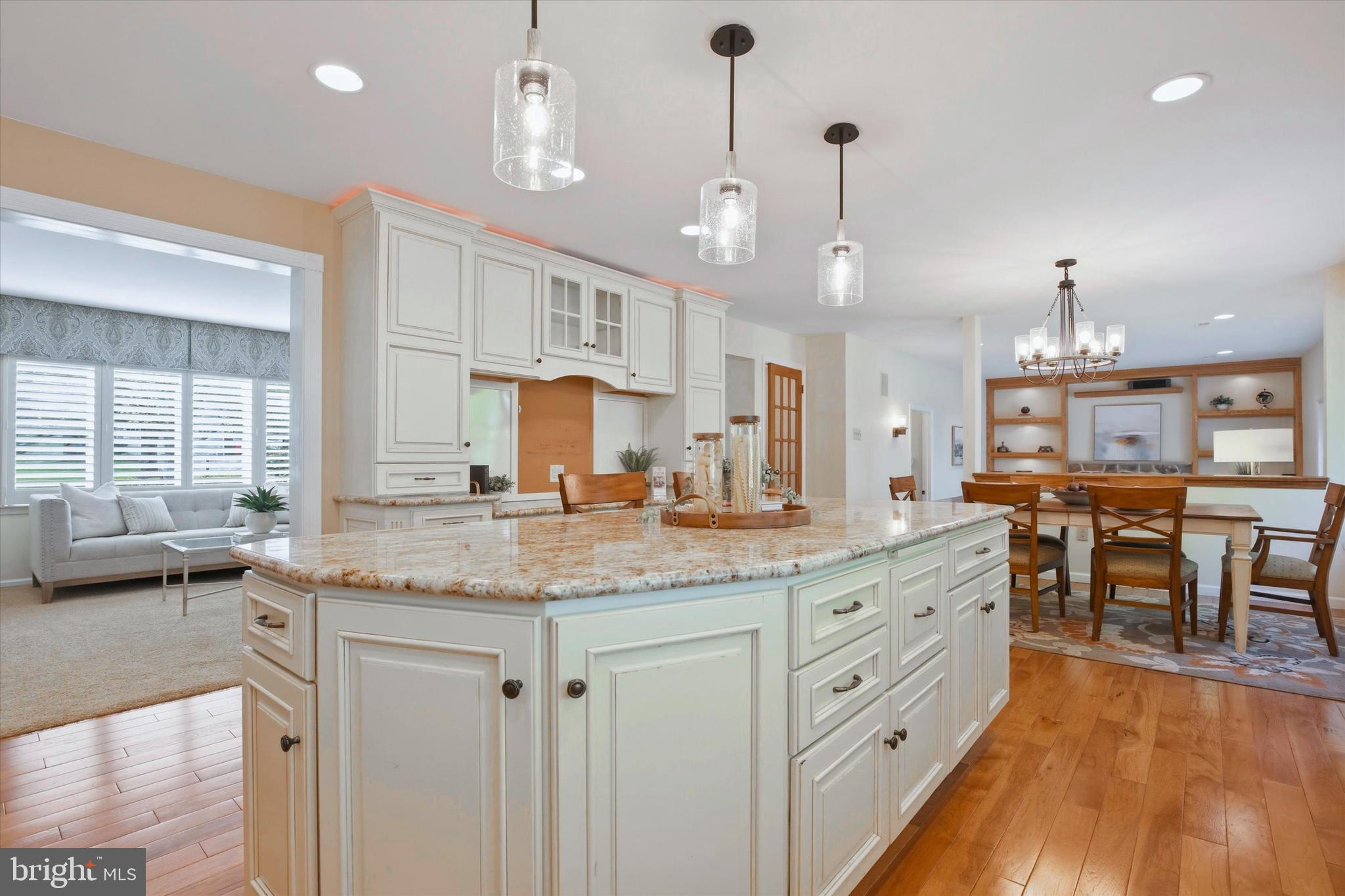 FOREST TRAIL ESTS - Residential